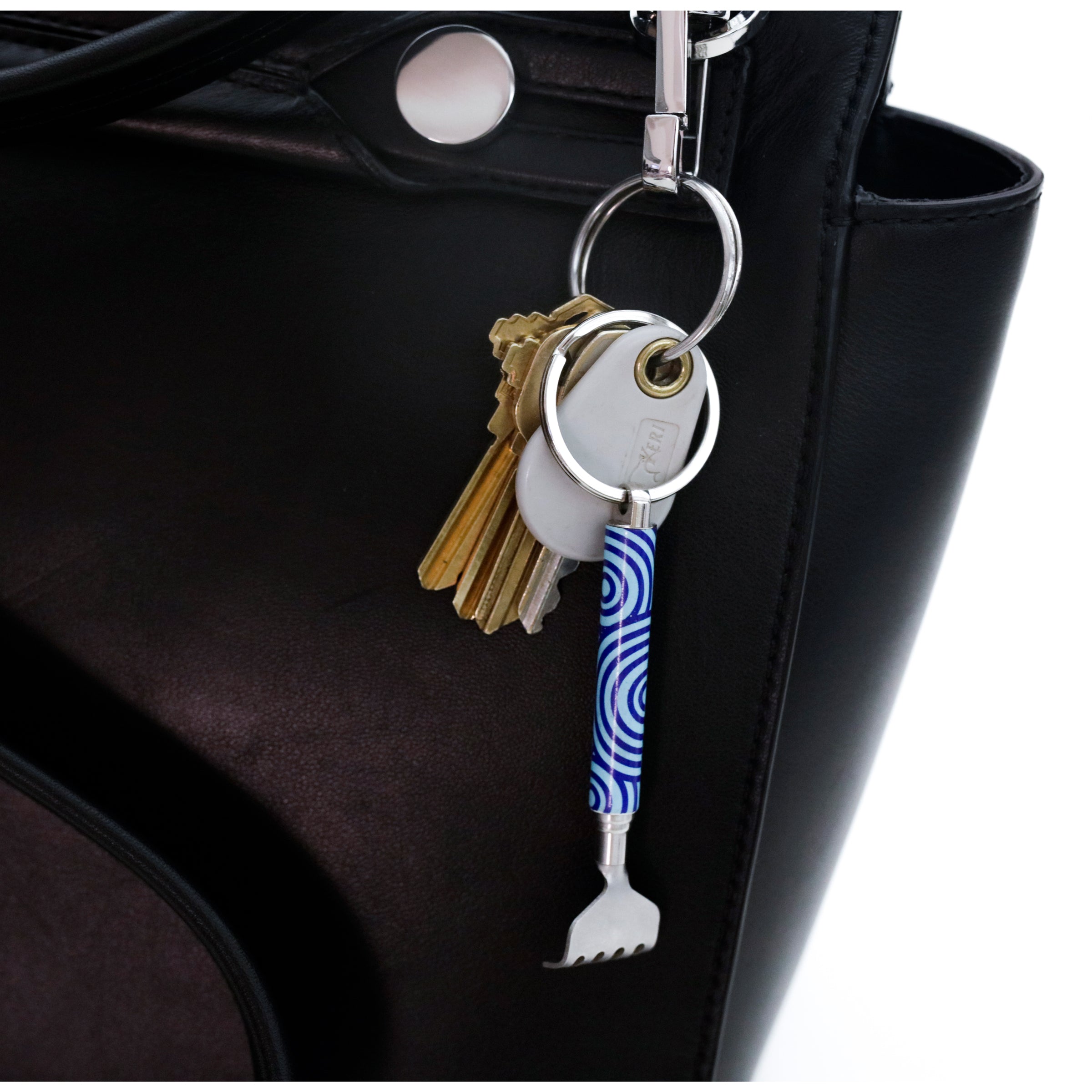 Stylish Keychain Pattern Mini Back Scratcher - Portable Itch Relief Tool for Home, Office & Travel
