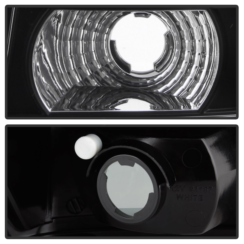 ACANII LED Tail Lights Replacement for 2005-2006 Jeep Grand Cherokee SRT - Black Sport Rear Brake Light Assembly Pair (Left+Right) - Enhanced Visibility & Style for Night Driving & Off-Road Adventures