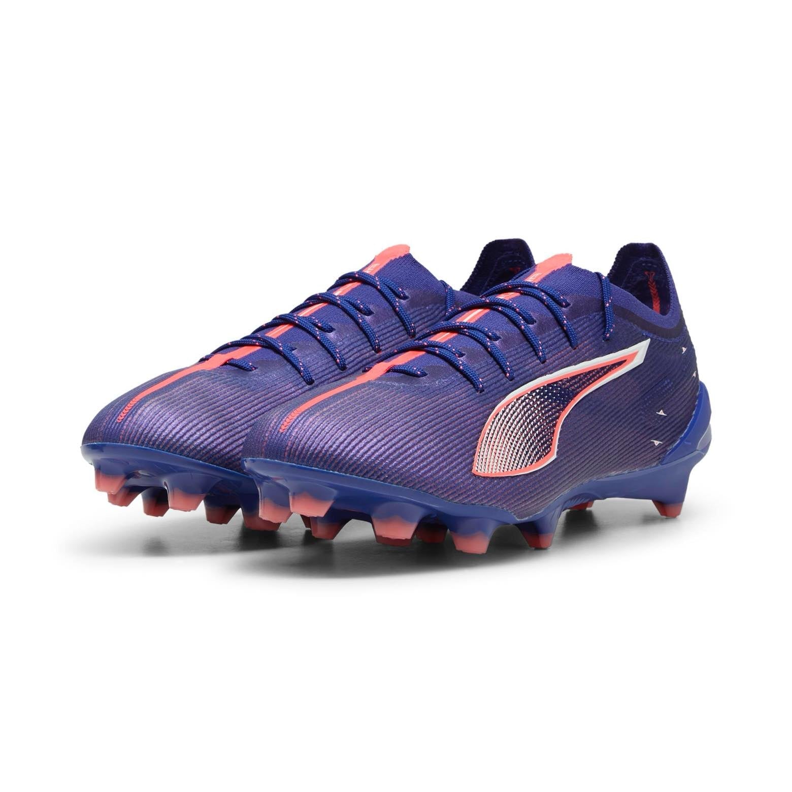 PUMA ULTRA 5 Ultimate FG Soccer Cleats - Lightweight Football Shoes for Men with Dynamic Motion System - Perfect for Artificial Grass & Firm Ground Matches