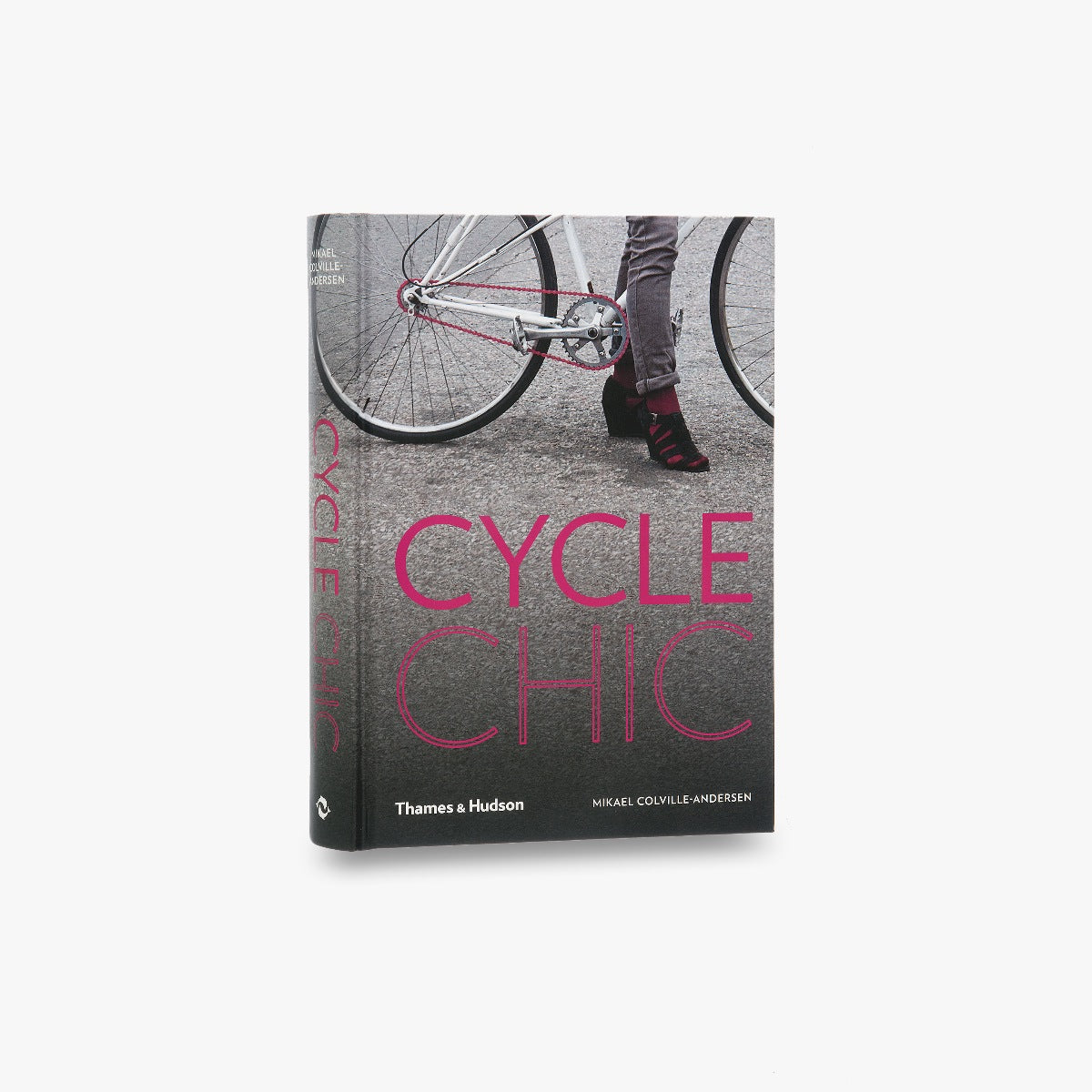 Cycle Chic - Stylish & Comfortable Women's Bicycle Clothing for Urban Commuting & Leisure Riding | Perfect for City Cycling, Weekend Adventures & Eco-Friendly Transportation