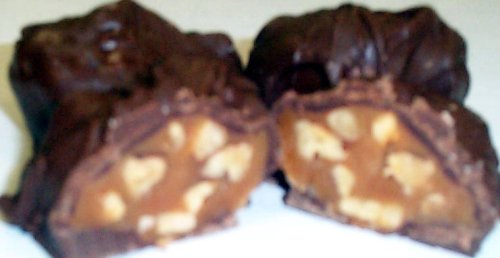 Scott's Cakes Premium Pecan Clusters 2 lb Box - Delicious Southern Pecan Candy for Gifts, Parties & Holiday Treats