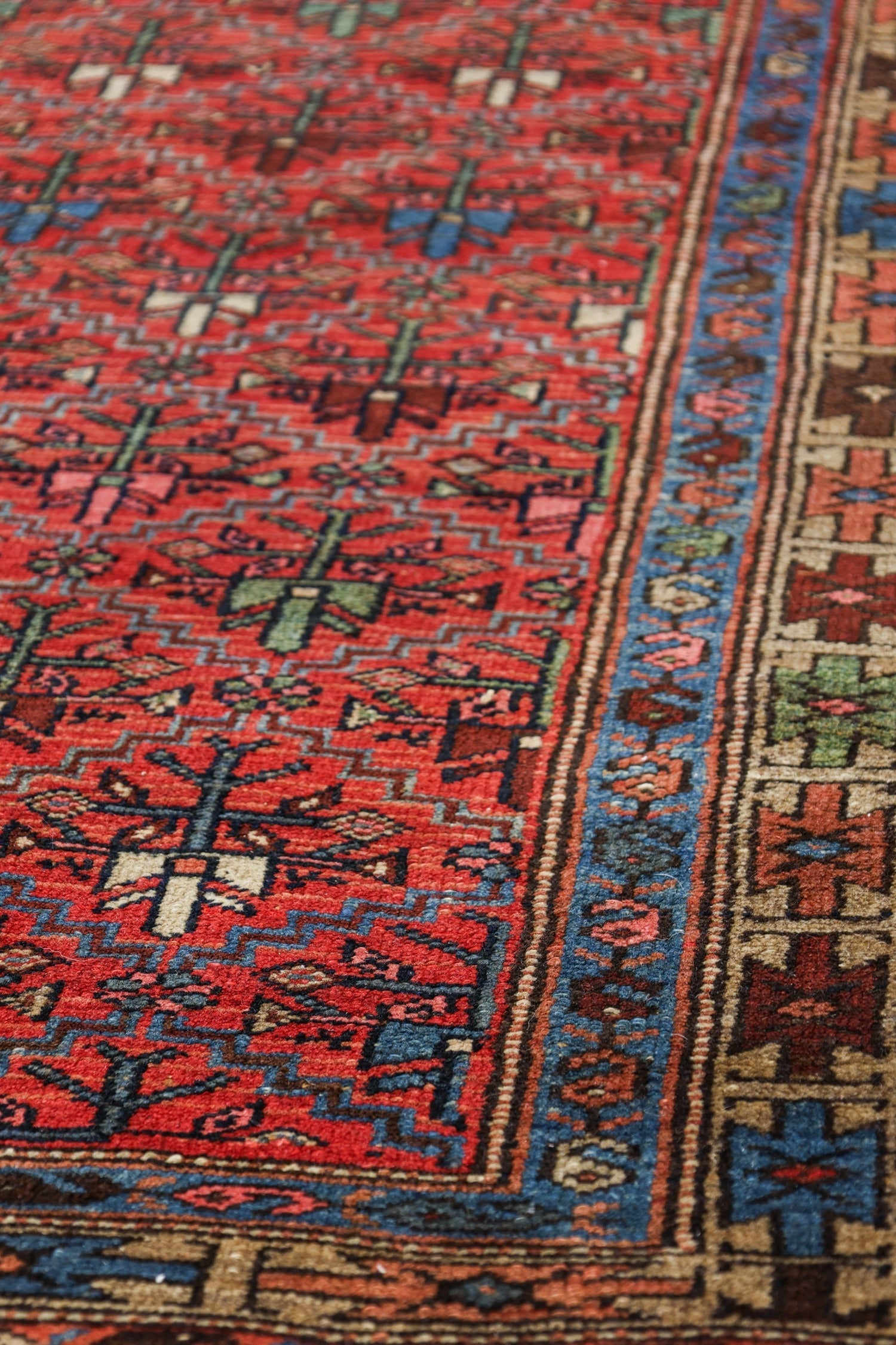 Antique Hamadan Handwoven Tribal Rug JF8781 - Authentic Persian Vintage Carpet for Boho Chic Living Room, Bedroom & Office Decor