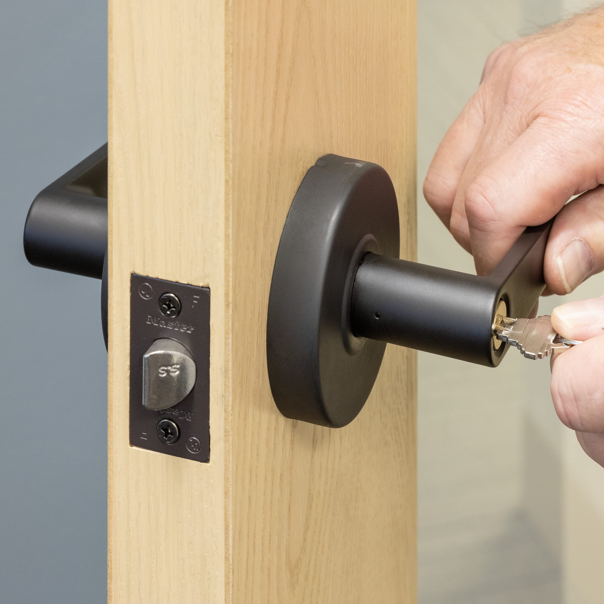 Master Lock SLCHCR10B Heavy Duty Grade 2 Commercial Classroom Door Lock - Lever Style with Bump Stop Technology, Oil Rubbed Bronze Finish - Ideal for Schools, Offices & High-Traffic Areas