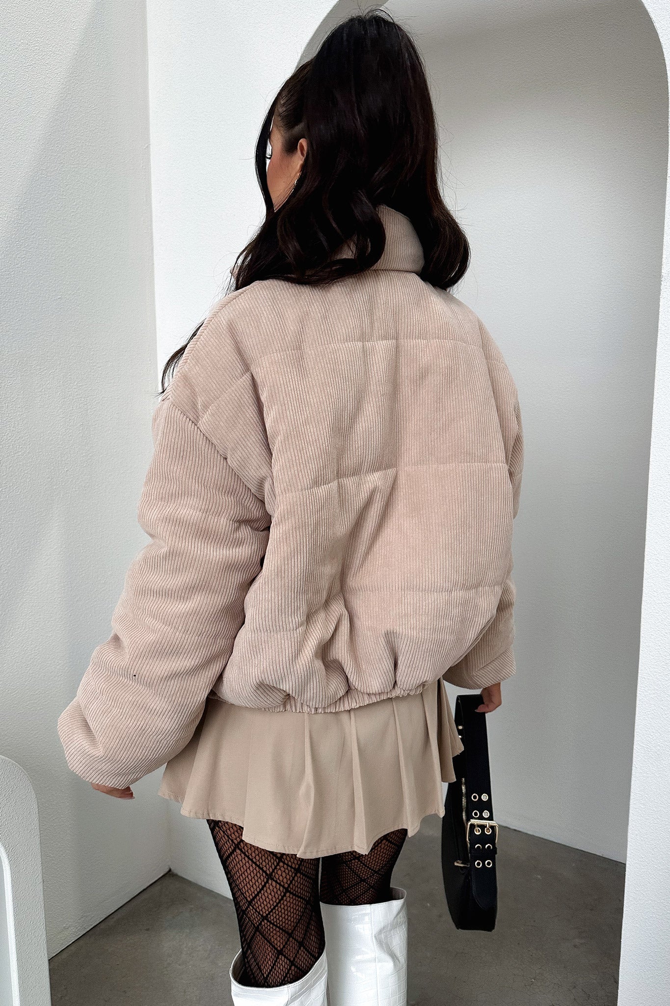 Henry Jacket Beige - Stylish & Comfortable Men's Outerwear for Fall & Winter | Perfect for Casual Outings & Outdoor Adventures
