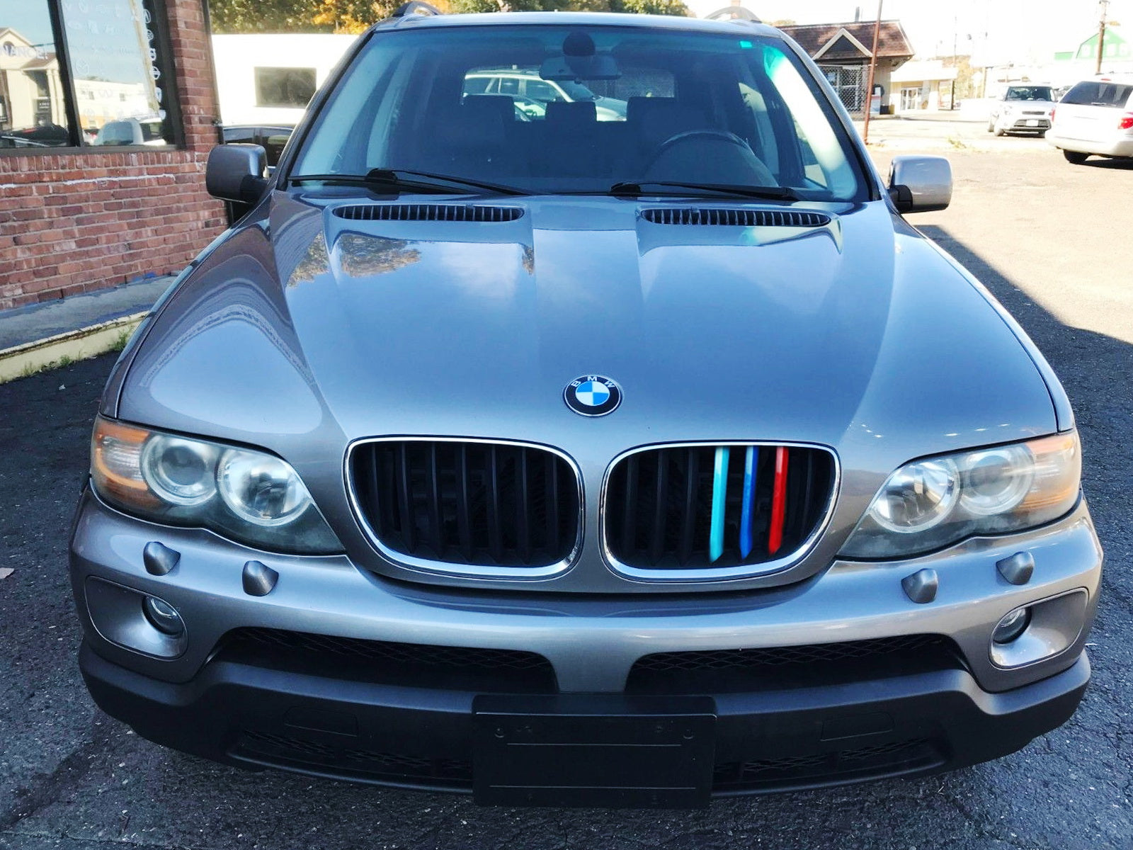 BMW E53 X5 (2004-2006) ///M Style Color Grille Insert Trims with 7 Beam Kidney Grill - Upgrade Your Front Grille for Enhanced Style & Performance