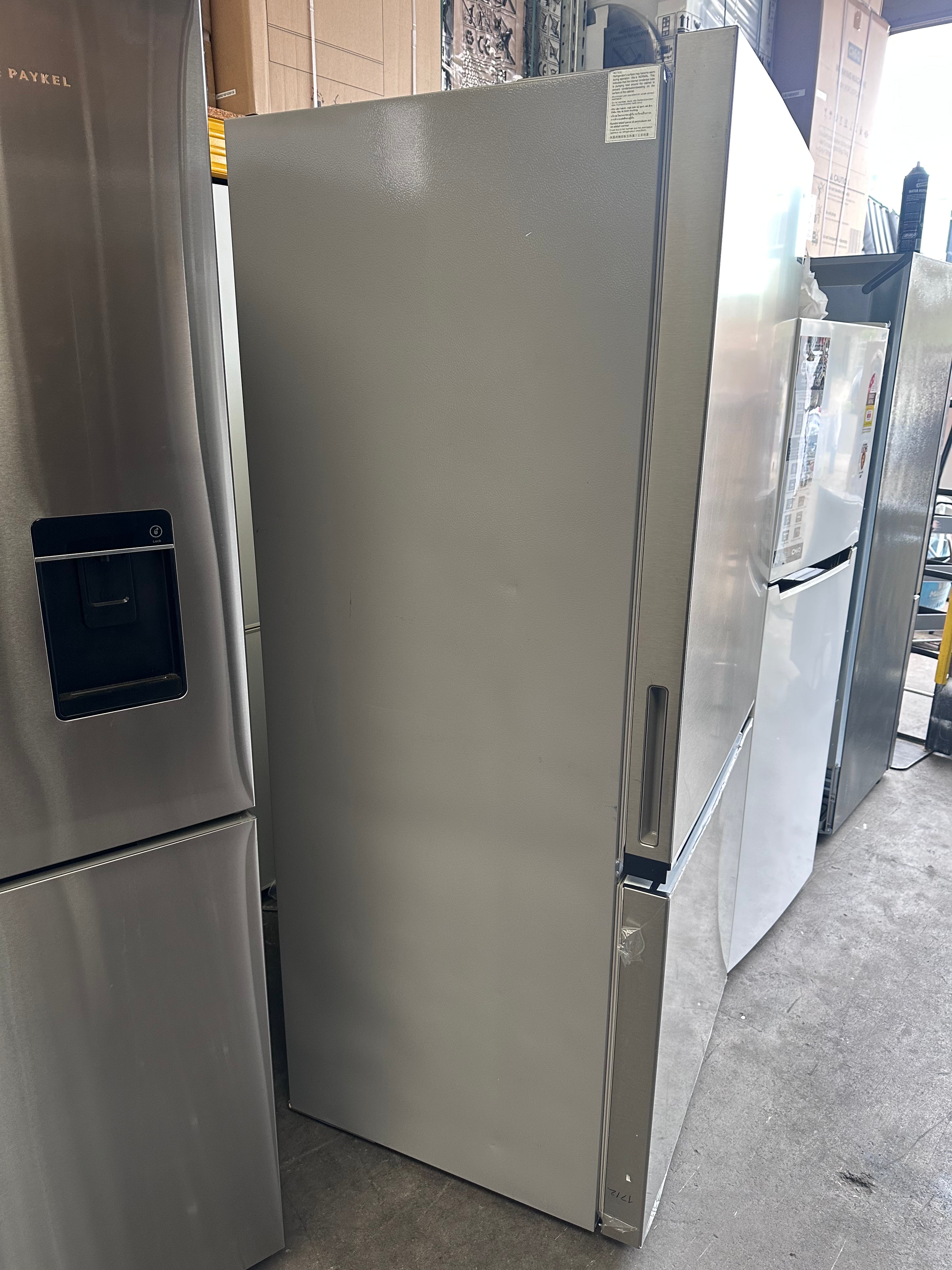 Beko BBMB445PX 445L Bottom Mount Refrigerator in Pearl Steel - Factory Second | Energy Efficient Kitchen Appliance for Modern Homes