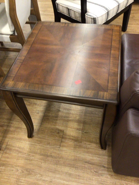 Ashley Furniture Solid Wood Square End Table - Stylish and Durable Side Table for Living Room, Bedroom, or Office
