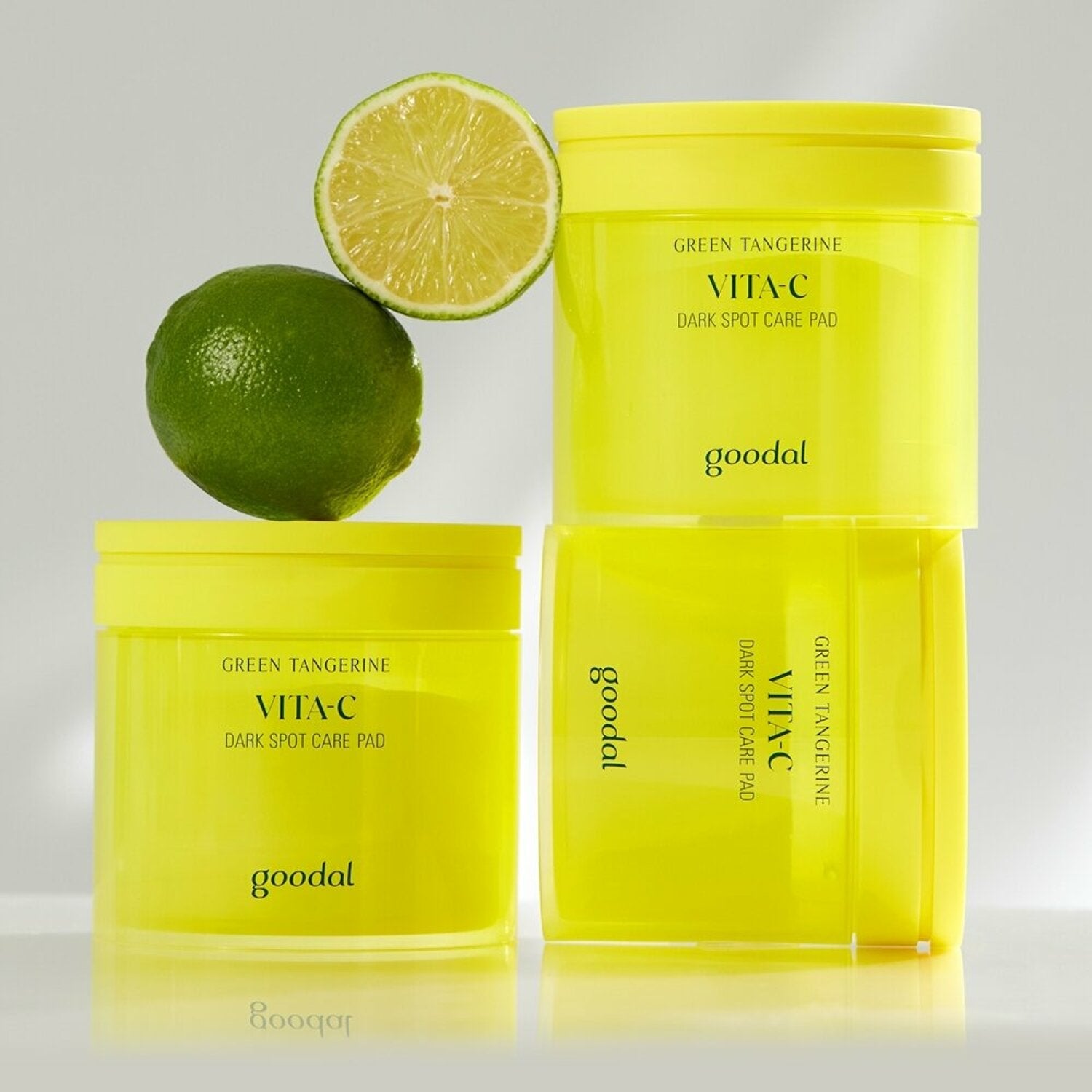 Goodal Green Tangerine Vita C Dark Spot Care Pad 70pcs - Brightening Exfoliating Pads for Face with Vitamin C - Korean Skincare for Hyperpigmentation & Uneven Skin Tone - Perfect for Night Routine & Travel Skincare (680178)