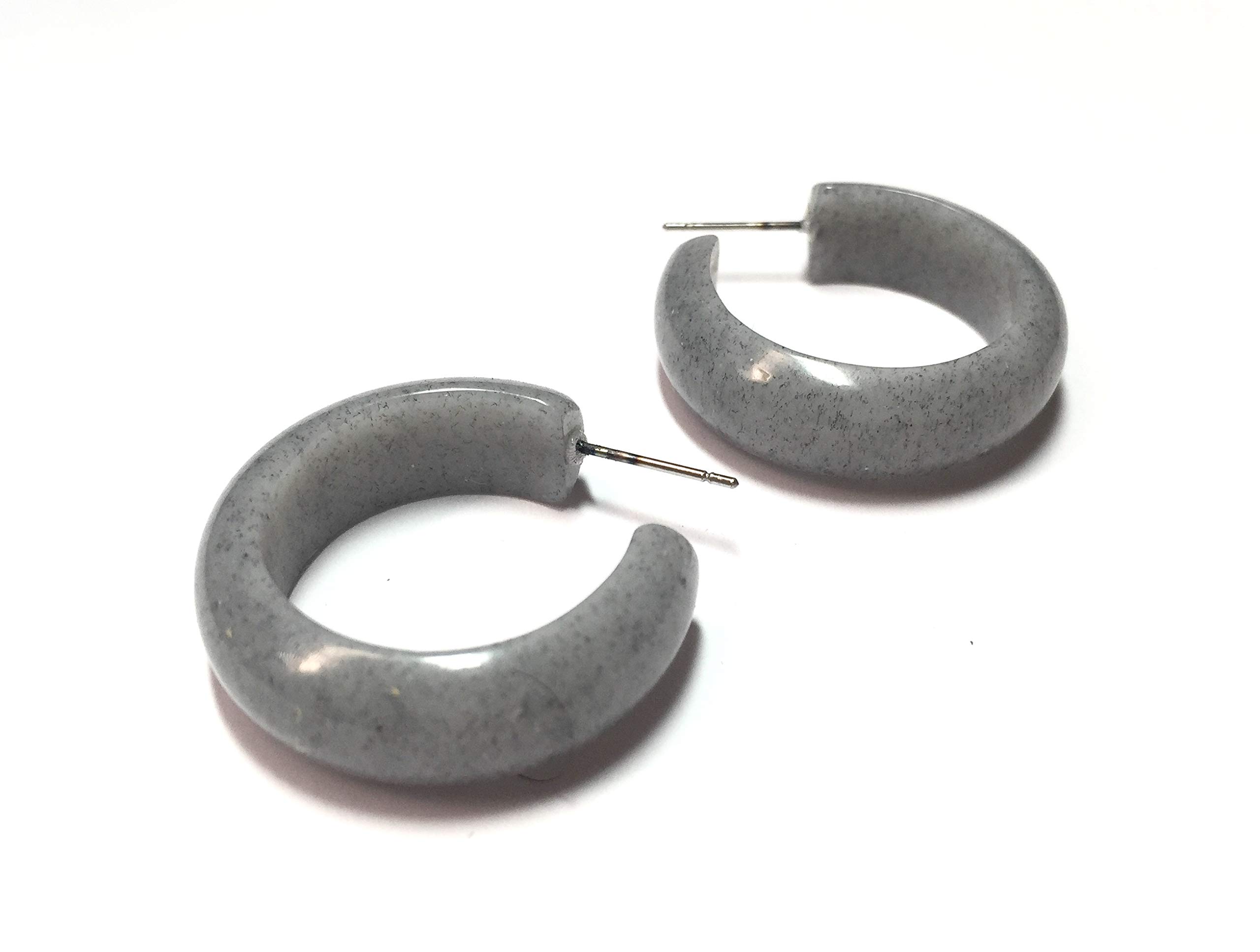 Grey Granite Speckled Acrylic Simple Lucite Hoop Earrings for Women - Lightweight Fashion Jewelry - Perfect for Casual Wear, Office & Evening Out
