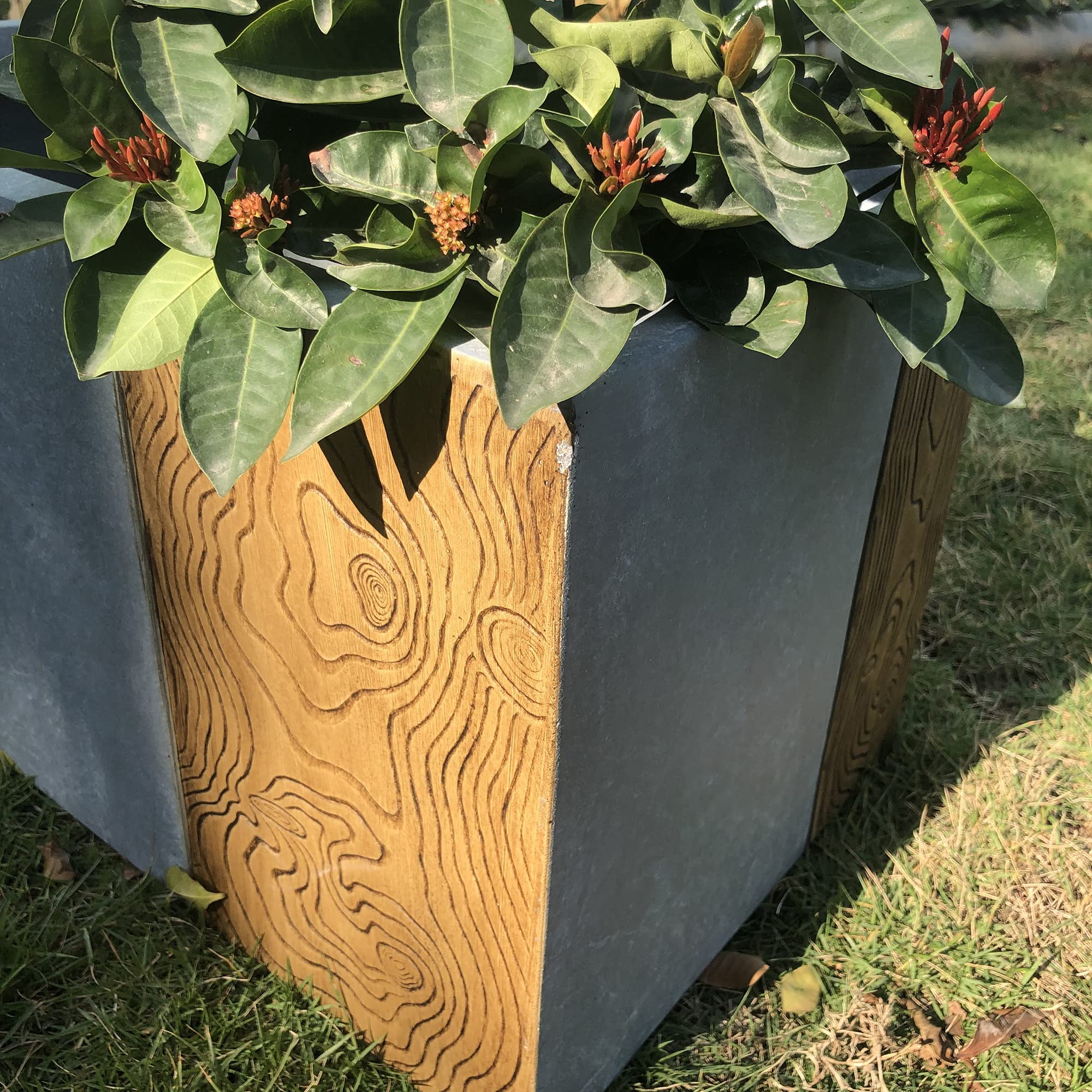 Kante Concrete Modern Rectangle Outdoor Planter - 31 Inch Lightweight Garden Pot for Patio, Backyard & Balcony | Durable Weather-Resistant Planter for Flowers, Succulents & Herbs | Perfect for Modern Home Décor & Landscaping