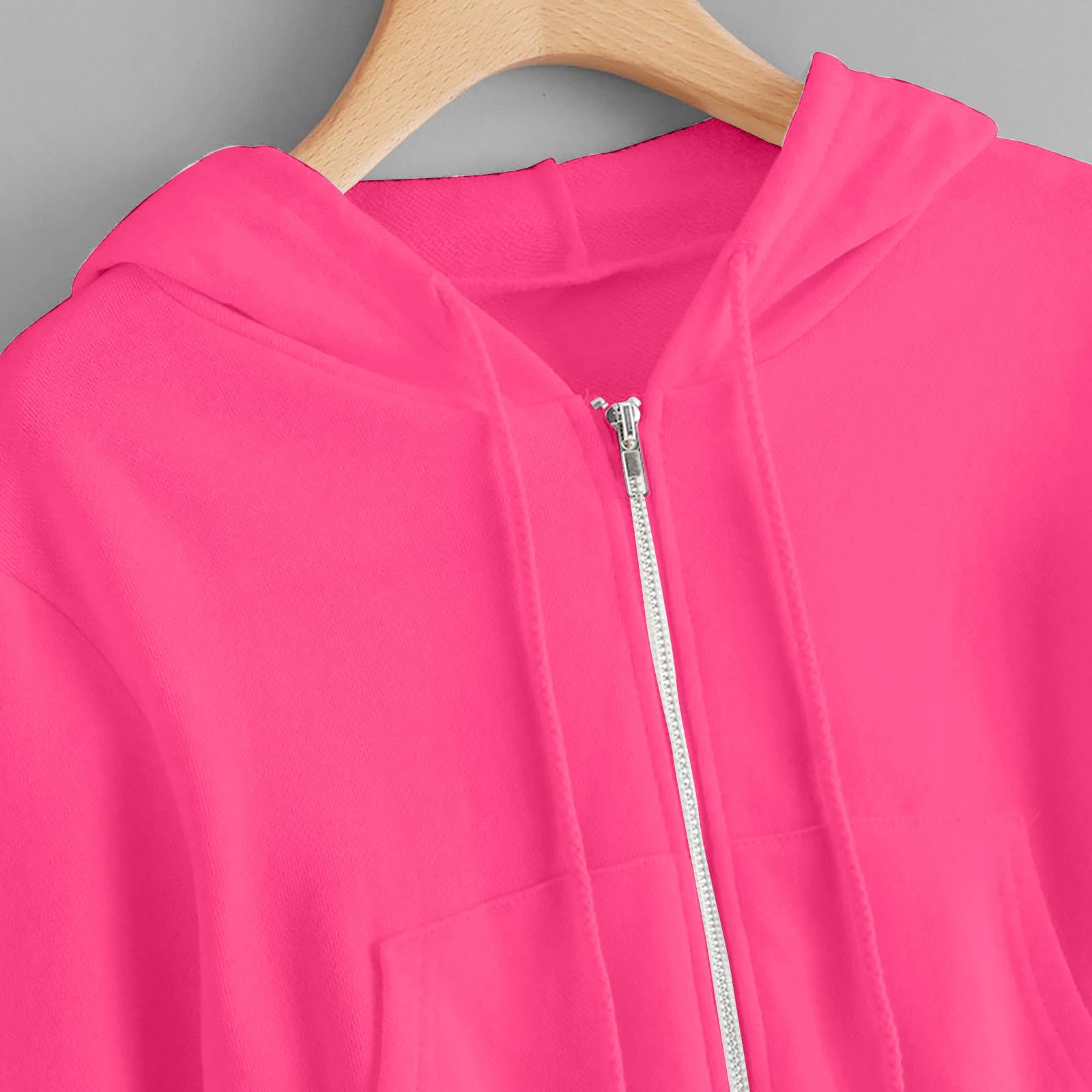 Cute Y2K Cropped Zip Up Hoodies for Teen Girls - Long Sleeve Lightweight Hooded Sweatshirt Jacket for Fall, Perfect for Casual Outfits and Layering
