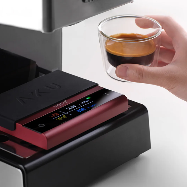 Varia AKU Pro Scale - High Precision Digital Kitchen Scale for Baking, Cooking, and Coffee Brewing | Perfect for Home Chefs and Professional Bakers