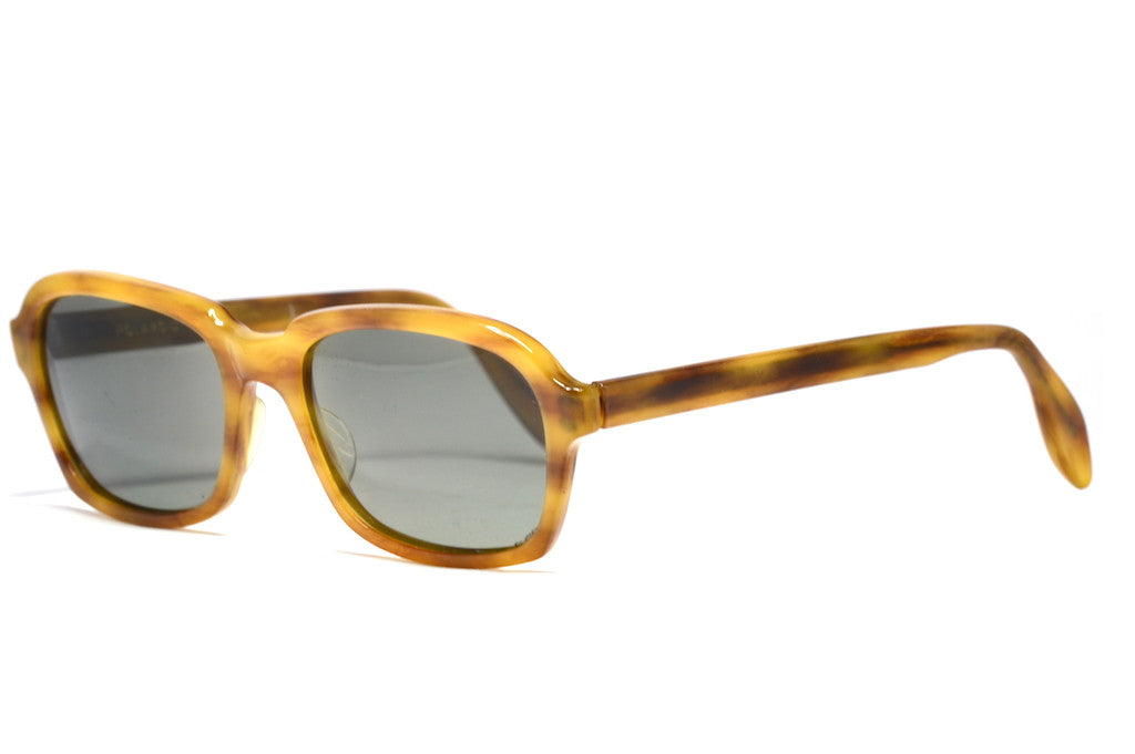 Vintage Polaroid 344 Retro Sunglasses from 1970s - Austrian Made | Classic Style for Fashion Lovers & Costume Parties