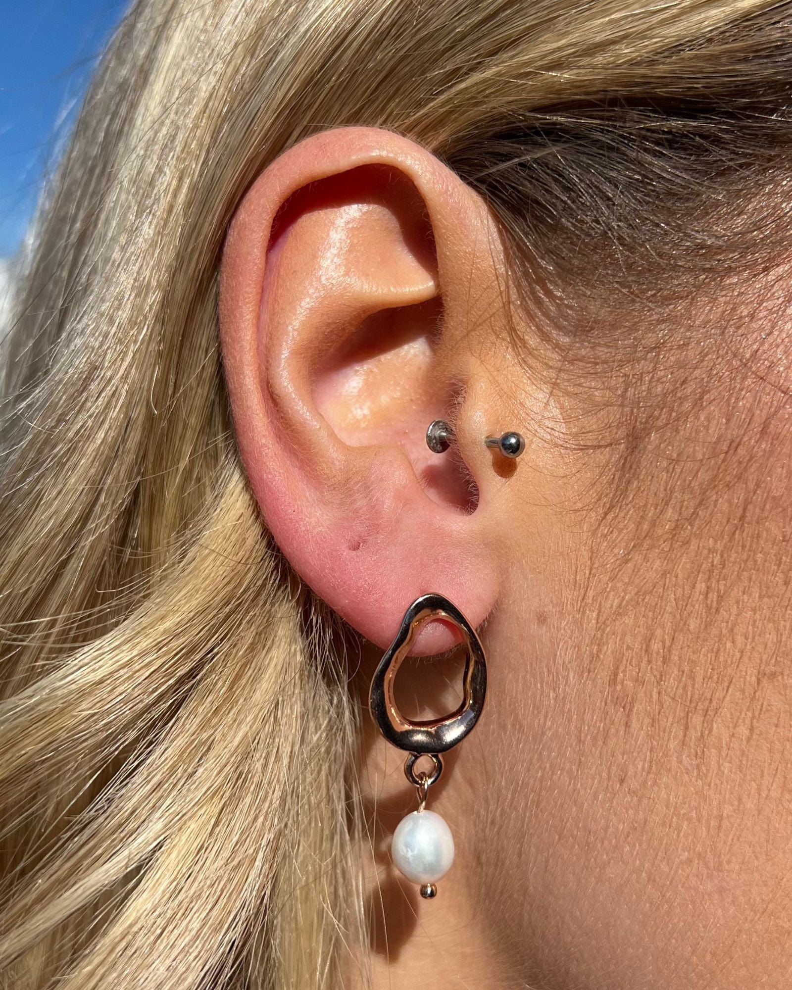 Izoa Forbidden Earrings - Rose Gold Freshwater Pearl Dangle Earrings for Women | Elegant Jewelry Gift for Weddings, Parties & Special Occasions