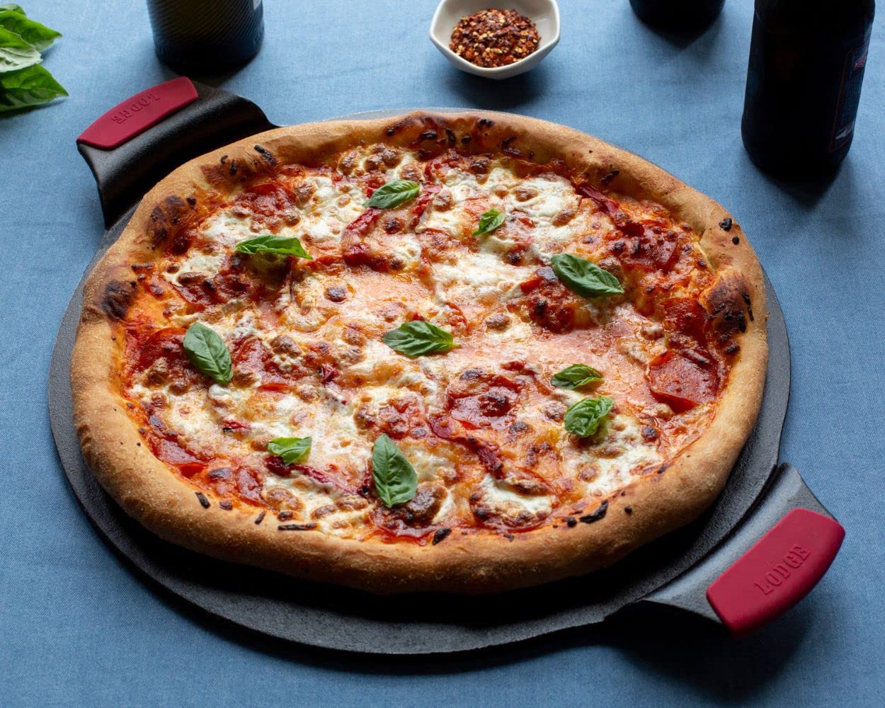 Lodge 15 Inch Cast Iron Pizza Pan – Pre-Seasoned, Heavy Duty, Oven & Grill Safe – Perfect for Homemade Pizza, Baking, and Roasting