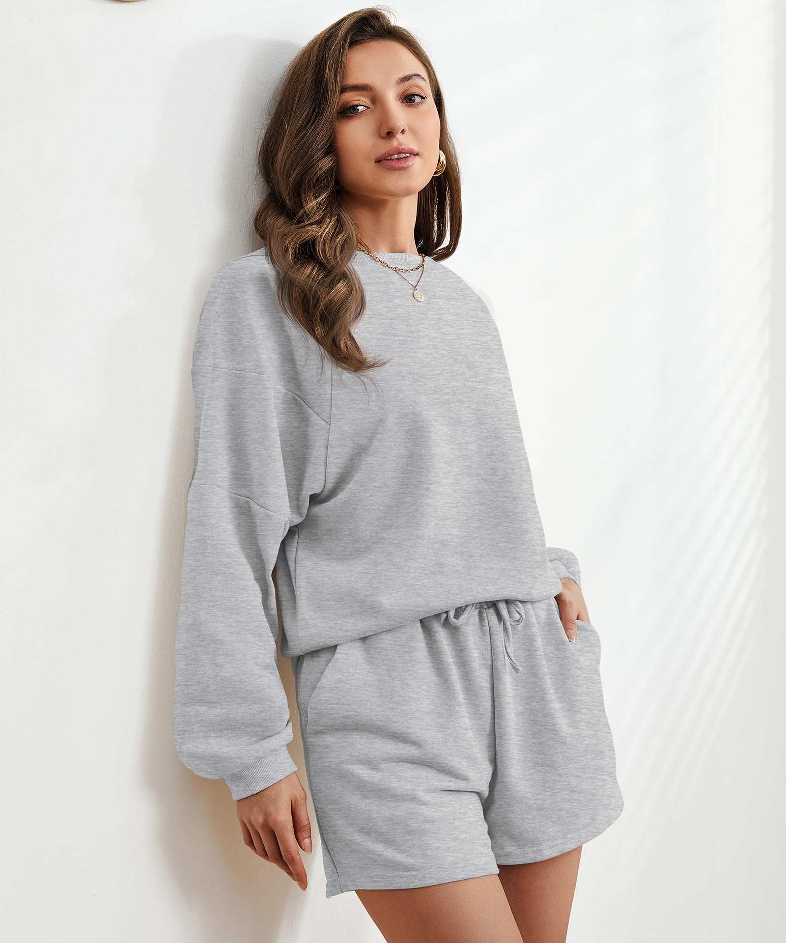 2024 Fashion Women's 2-Piece Oversized Sweatsuit Set - Long Sleeve Sweatshirt & Shorts Lounge Outfit with Pockets | Casual Wear, Home Comfort, Street Style