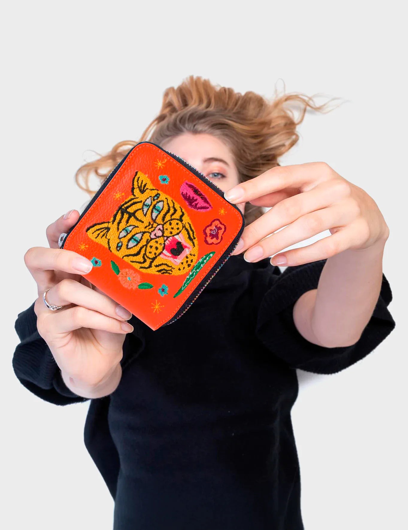 Fedor Vermillion Leather Wallet with Tiger and Flowers Embroidery - Stylish RFID Blocking Bifold Wallet for Men, Perfect for Travel, Business and Everyday Use
