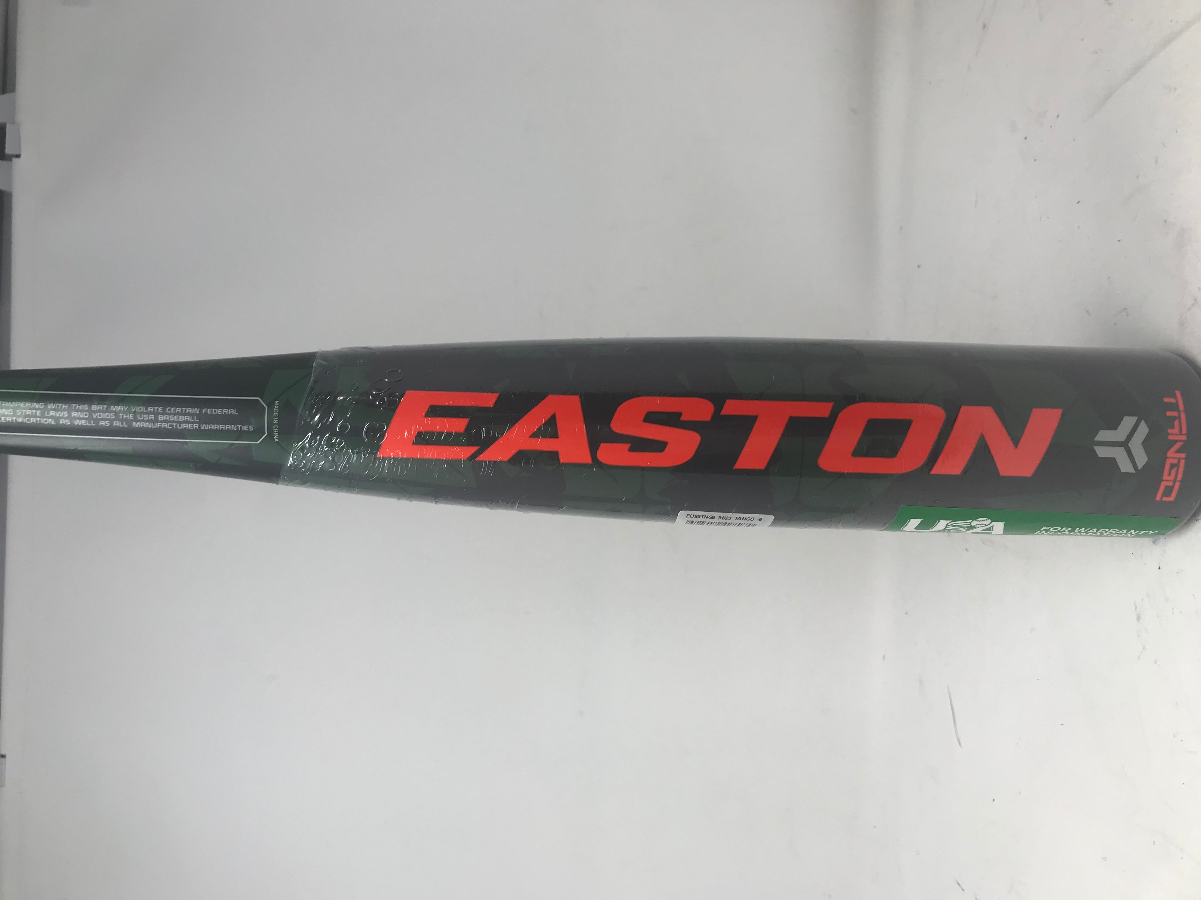 2025 Easton Tango Youth USA Baseball Bat - 8oz Lightweight Alloy Single-Piece Design (2 5/8