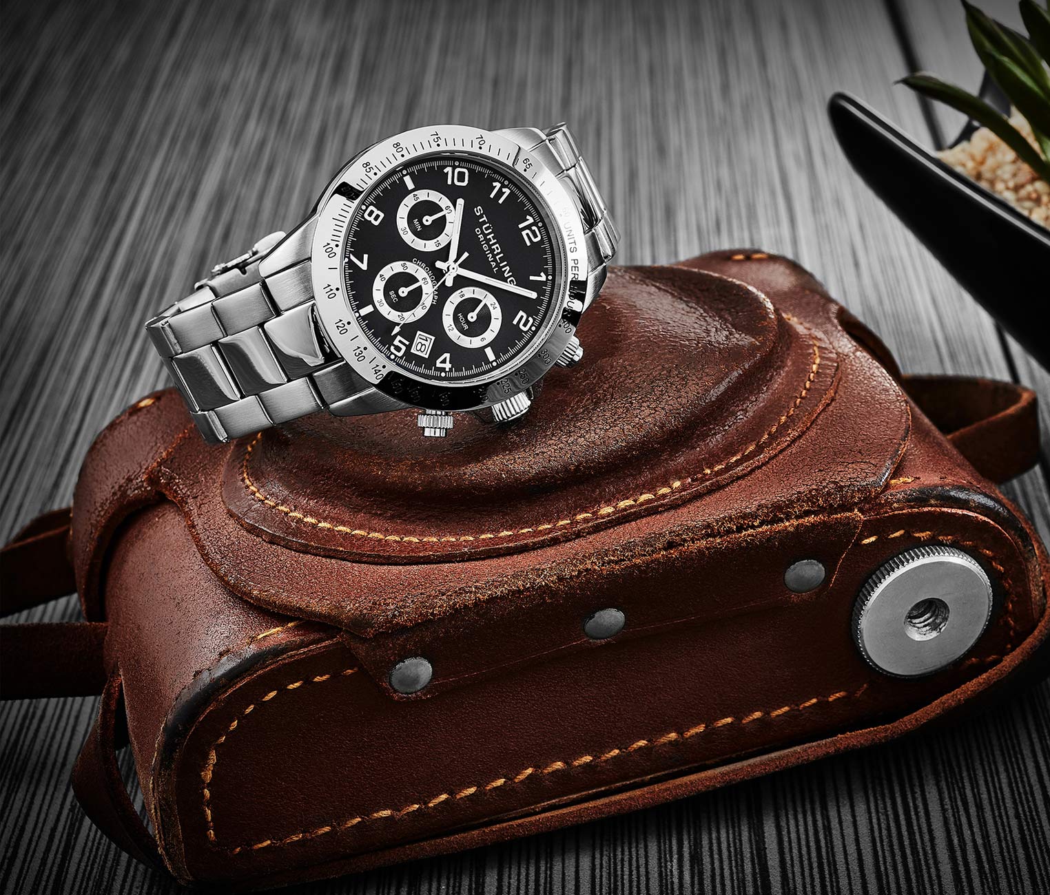Concorso 665B 40mm Quartz Chronograph Watch for Men - Stylish Dress & Casual Timepiece for Business, Parties & Everyday Wear