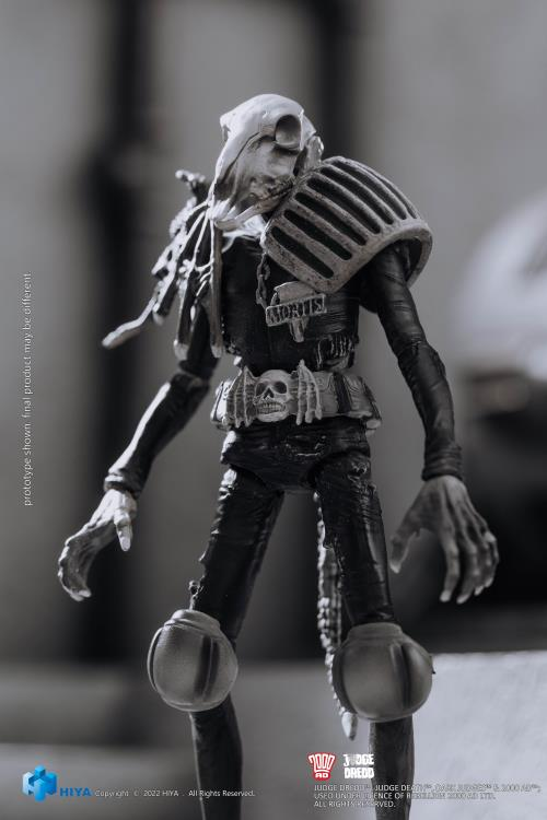 1/18 HIYA 4inch Action Figure - Exquisite Mini Series Judge Dredd Judge Mortis (Black & White) Collectible Model for Display, Gift & Comic Book Scenes