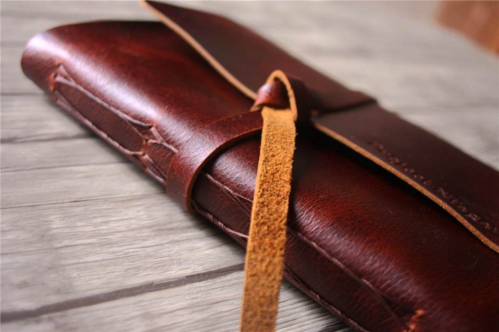 Personalized Leather Wedding Guest Book Sign Album - Elegant Keepsake for Wedding Ceremonies, Receptions & Anniversaries