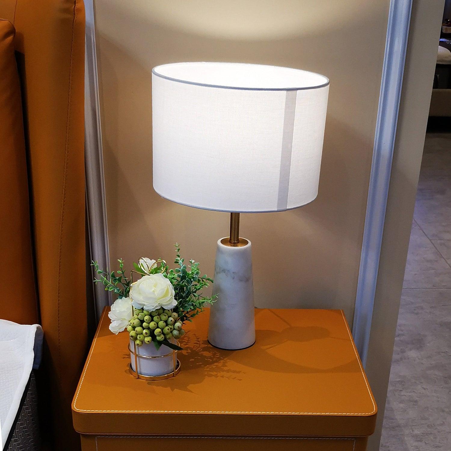Norrington Modern Table Lamp - LED Bedside Lamp with USB Port & Touch Control, Warm White Light for Bedroom, Living Room, Office & Study Desk