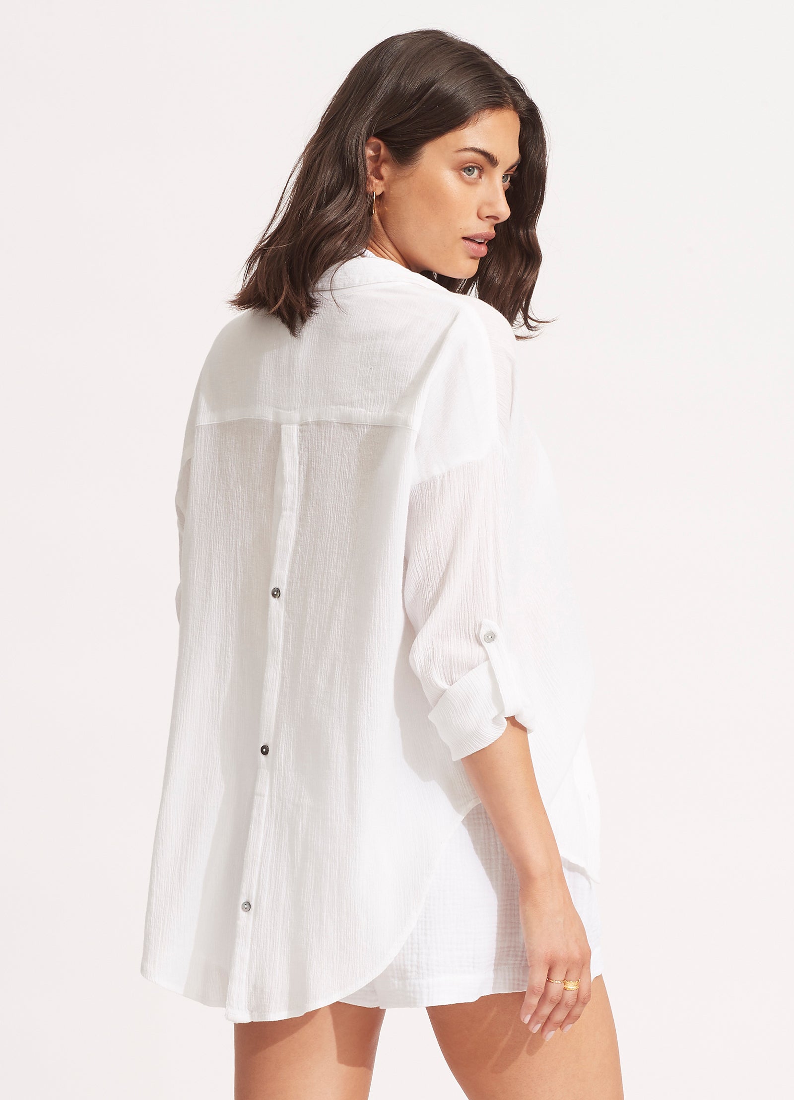 Classic White Beach Shirt for Men - Comfortable Summer Casual Wear - Perfect for Vacation, Poolside & Outdoor Activities