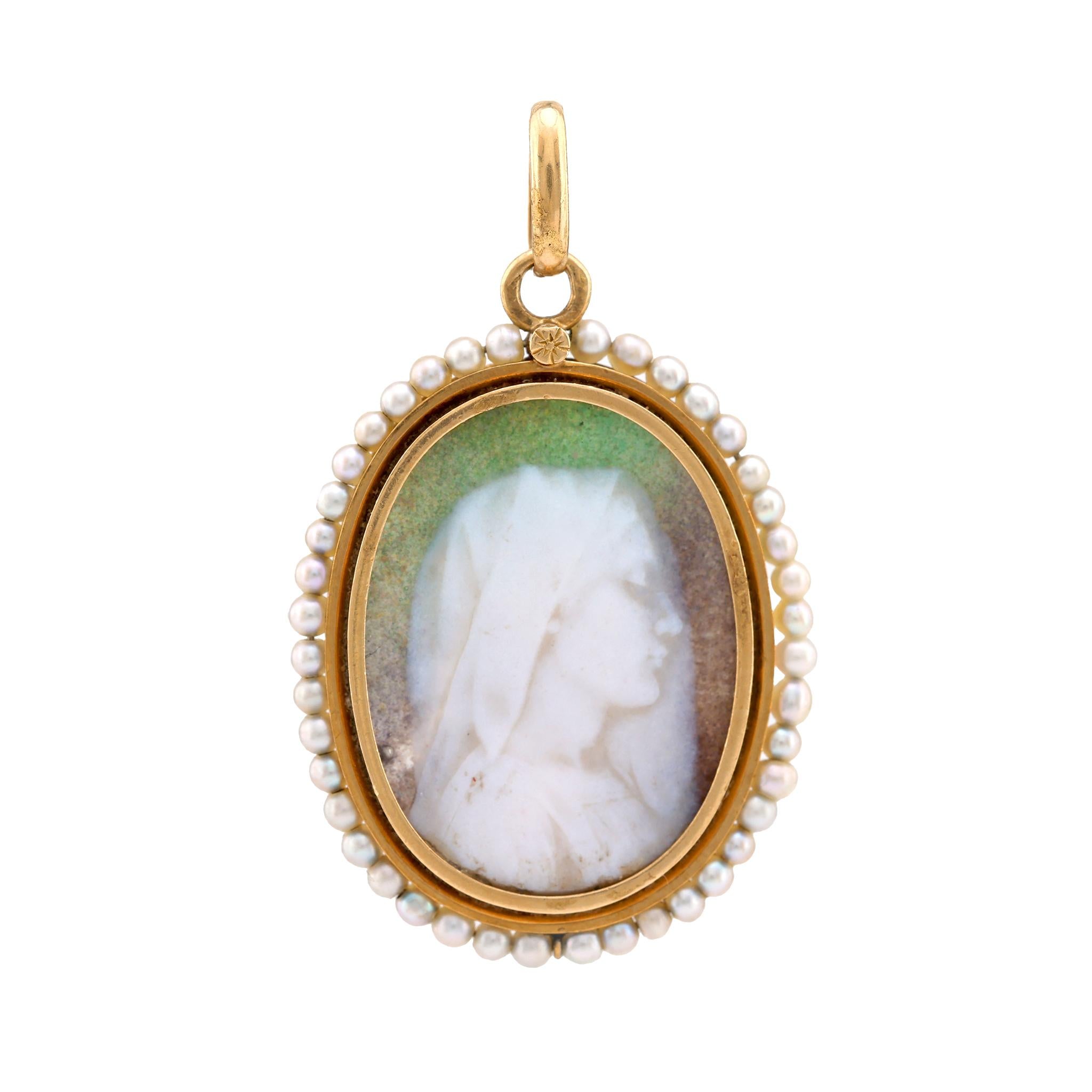 Antique Pearl 18K Yellow Gold Cameo Pendant Necklace - Vintage Elegant Jewelry for Women, Perfect Gift for Mother's Day, Anniversary & Special Occasions