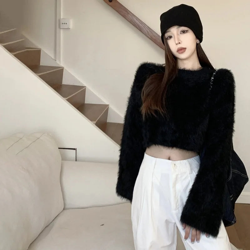 Women's Round Neck Long Sleeve Knitted Velvet Sweater - Soft Winter Pullover for Casual Outfits & Office Wear