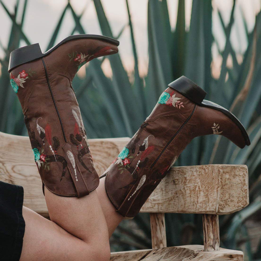 Soto Boots Longhorn Women's Fashion Cowgirl Boots M50029 - Stylish Western Ankle Boots for Country Dancing, Rodeo & Everyday Wear