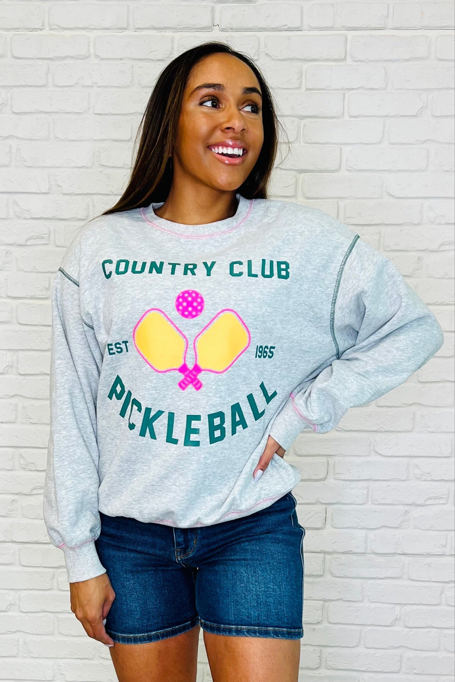 Country Club Pickleball Graphic Sweatshirt - Stylish & Comfortable Pullover for Men & Women - Perfect for Pickleball Games, Casual Wear & Sports Enthusiasts