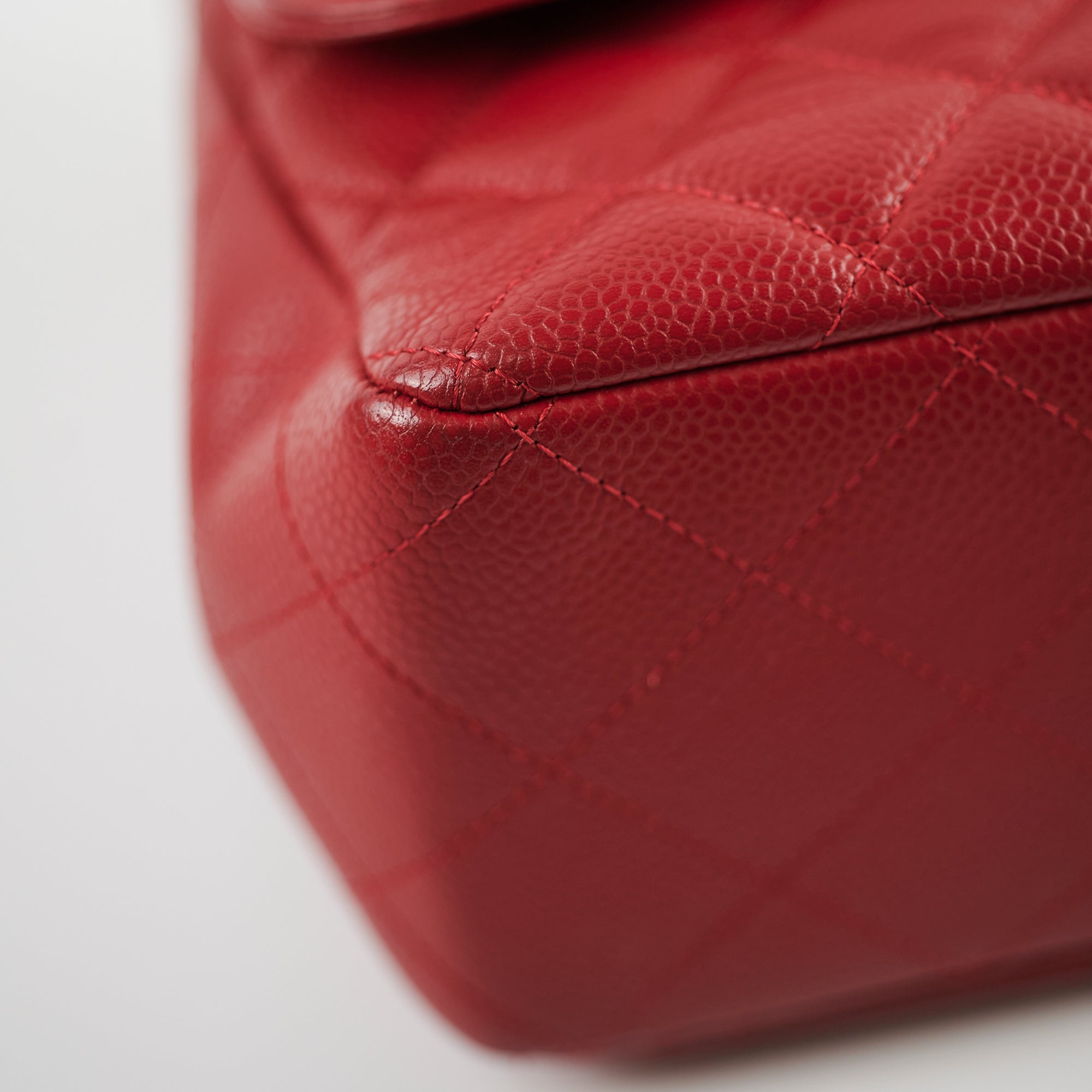 Chanel Caviar Jumbo Single Flap Bag in Red - Luxury Designer Handbag for Women, Perfect for Evening Events & Special Occasions