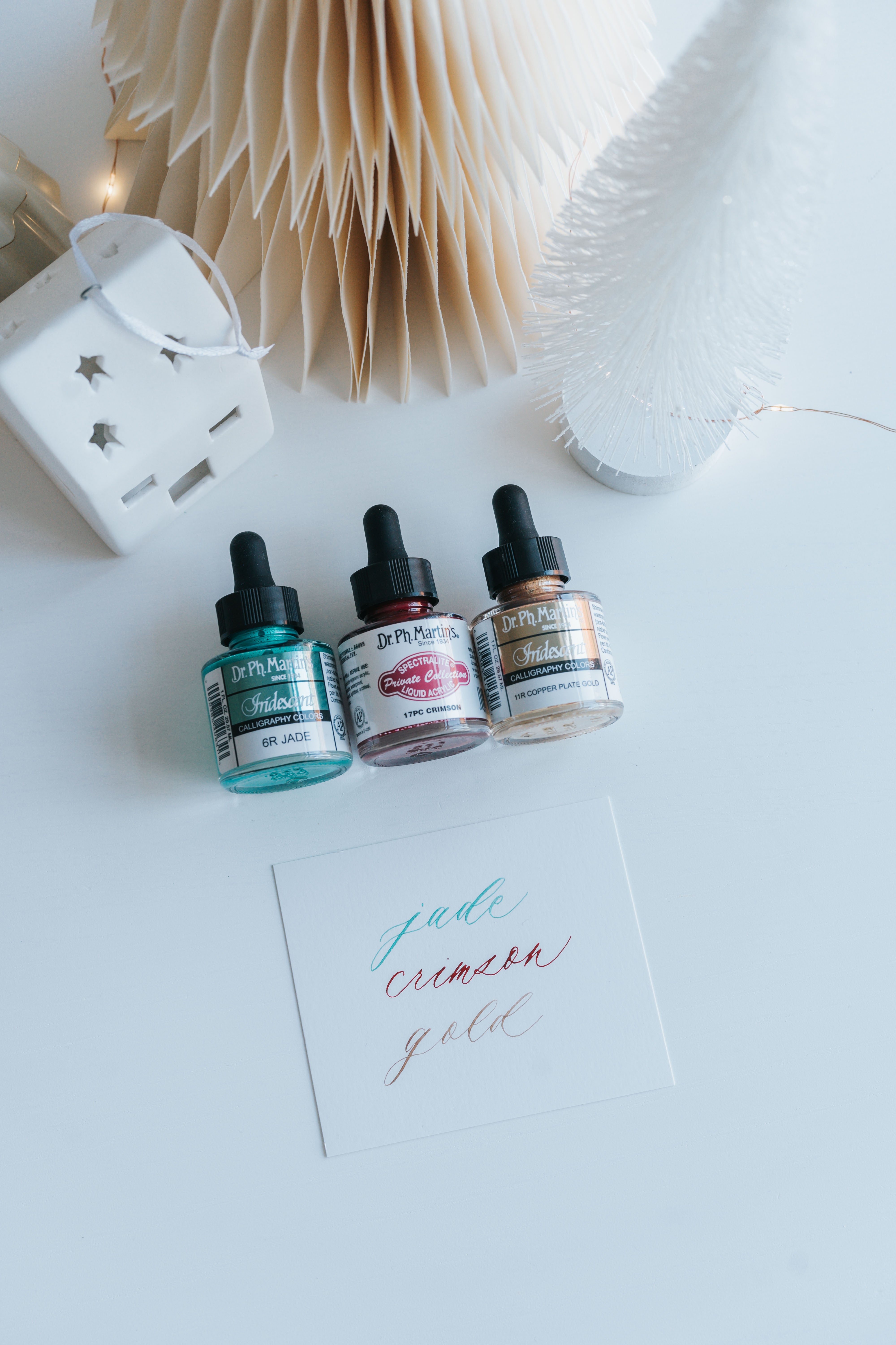 Premium Calligraphy Inks Set for Artistic Writing - 12 Vibrant Colors for Brush Pens, Dip Pens & Fountain Pens - Perfect for Lettering, Wedding Invitations, Scrapbooking & DIY Crafts