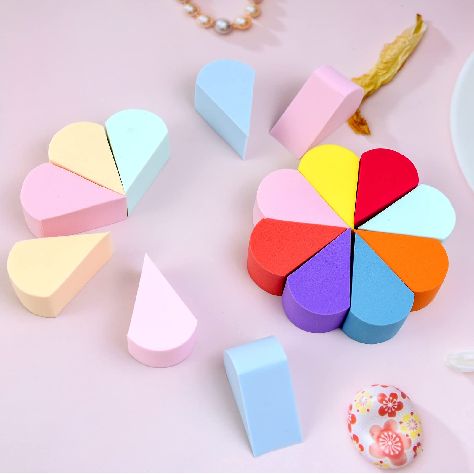 12PCS Petal Makeup Sponges - Soft Beauty Blenders for Foundation, Cream & Powder Application - Perfect for Professional Makeup, Face Painting & Everyday Cosmetics - Ideal for Makeup Artists, Beginners & Home Use