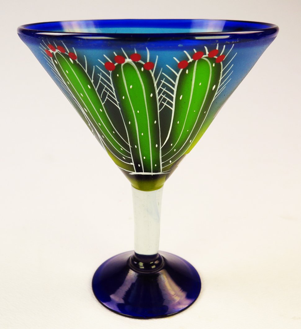 Hand Painted Mexican Margarita Martini Glasses & Shot Glasses Set - 2 Cocktail Glasses & 2 Tequila Shot Glasses with Cactus Design - Perfect for Cinco de Mayo Parties & Mexican Themed Events