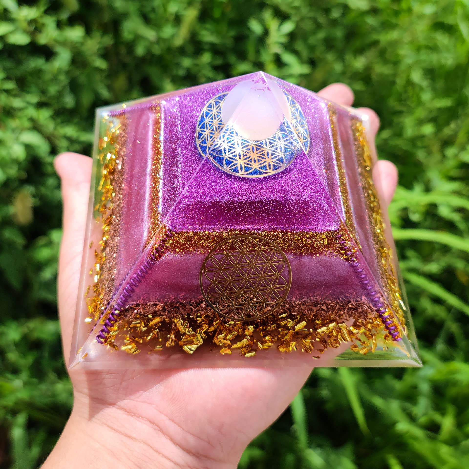 Orgone Pyramid Quartz Crystal Energy Generator Kit - 15cm for Meditation, Spiritual Enhancement, Yoga, Chakra & Reiki | Positive Energy Amplifier for Home, Office & Sacred Spaces