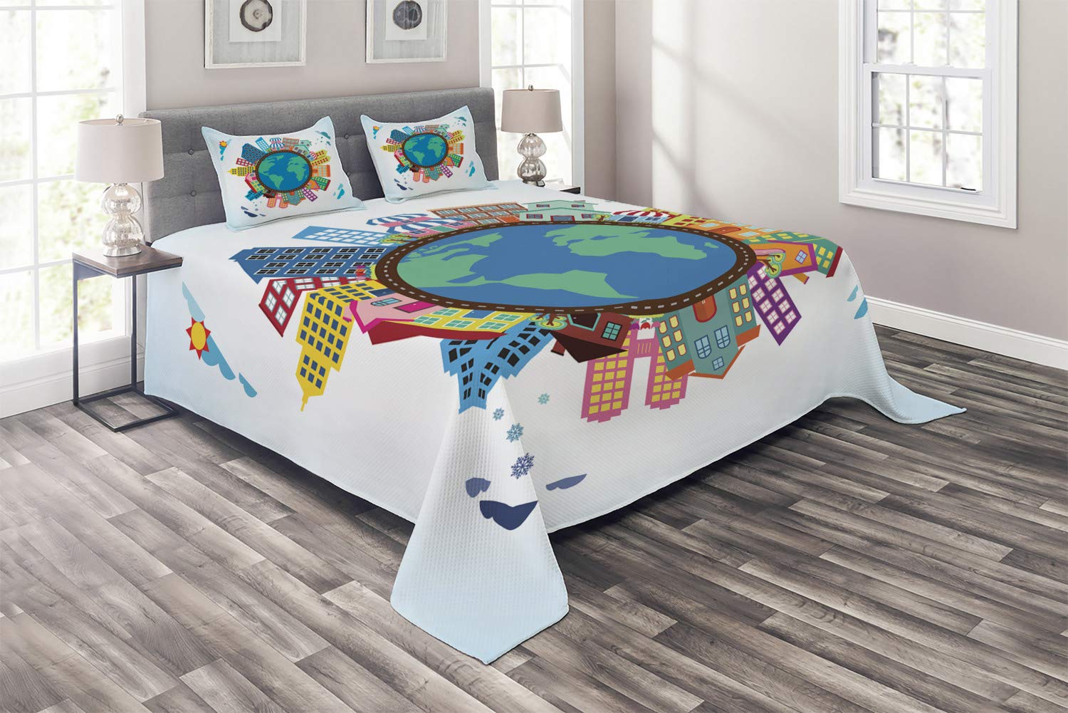 Ambesonne World Map Quilted Bedspread Set - 3 Piece King Size with 2 Pillow Shams, Abstract Cartoon Buildings & Clouds Design, Multicolor Decorative Coverlet for Bedroom, Living Room & Dorm Decor