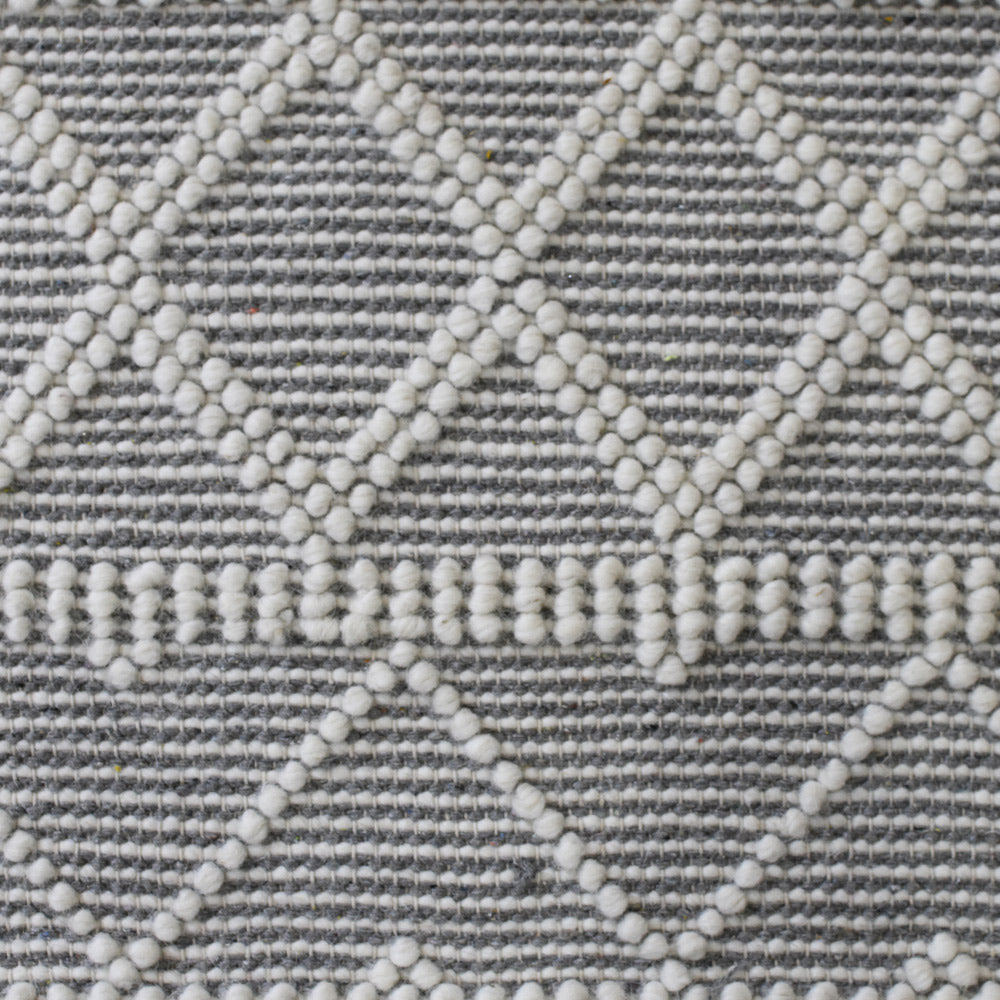 Handwoven Sculpture Rug - Bohemian Style Decorative Area Rug for Living Room, Bedroom, or Office - Soft & Durable Floor Covering for Home Decor