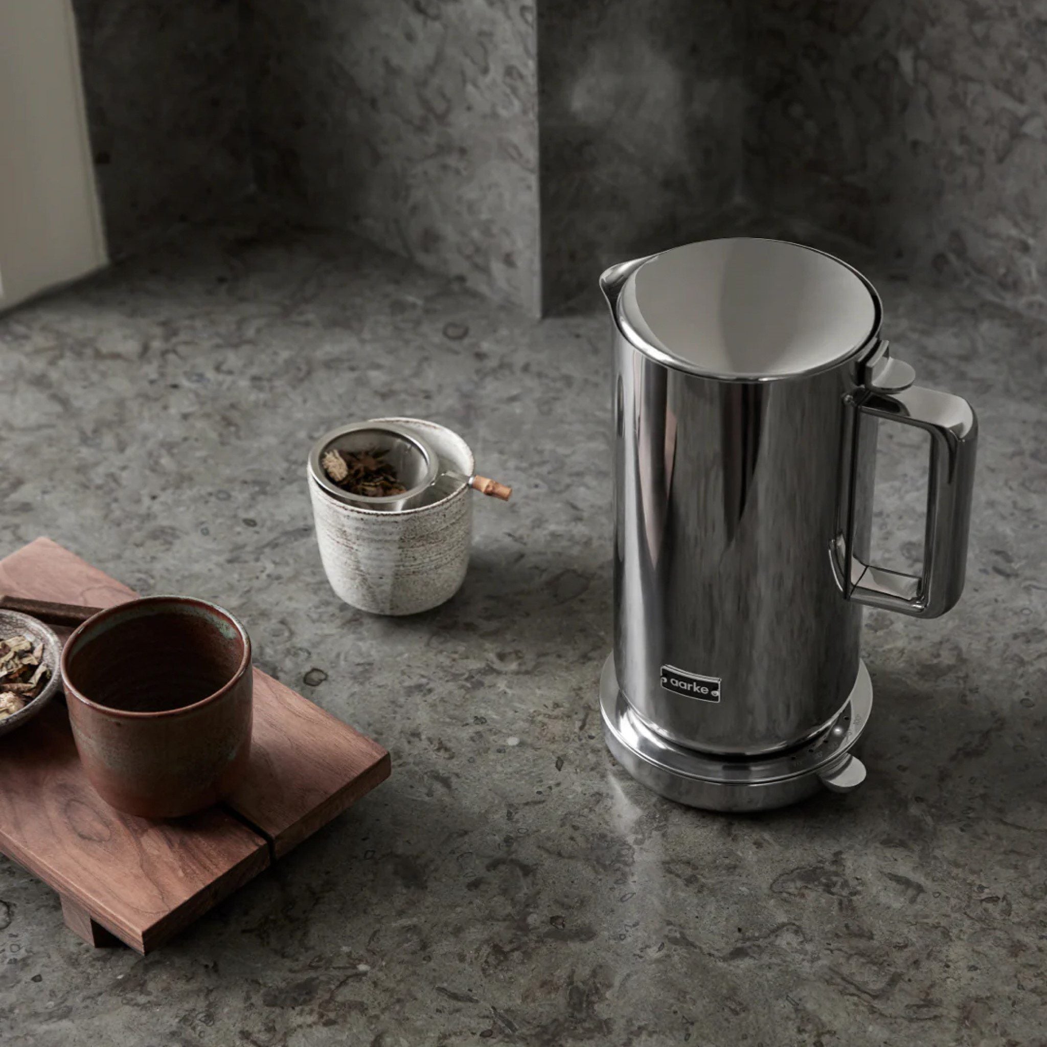 Premium AARKE Stainless Steel Electric Kettle - Fast Boiling & Auto Shut-Off - Perfect for Home, Office & Tea/Coffee Lovers - BPA Free & Energy Efficient