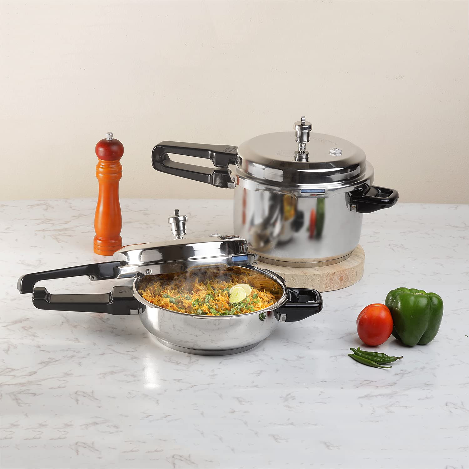 Vinod Stainless Steel 3L Pressure Cooker with Induction Base & Sandwich Bottom – Perfect for Indian Cooking, Soups, Rice & Quinoa – Ideal for Home Kitchens & Meal Prep