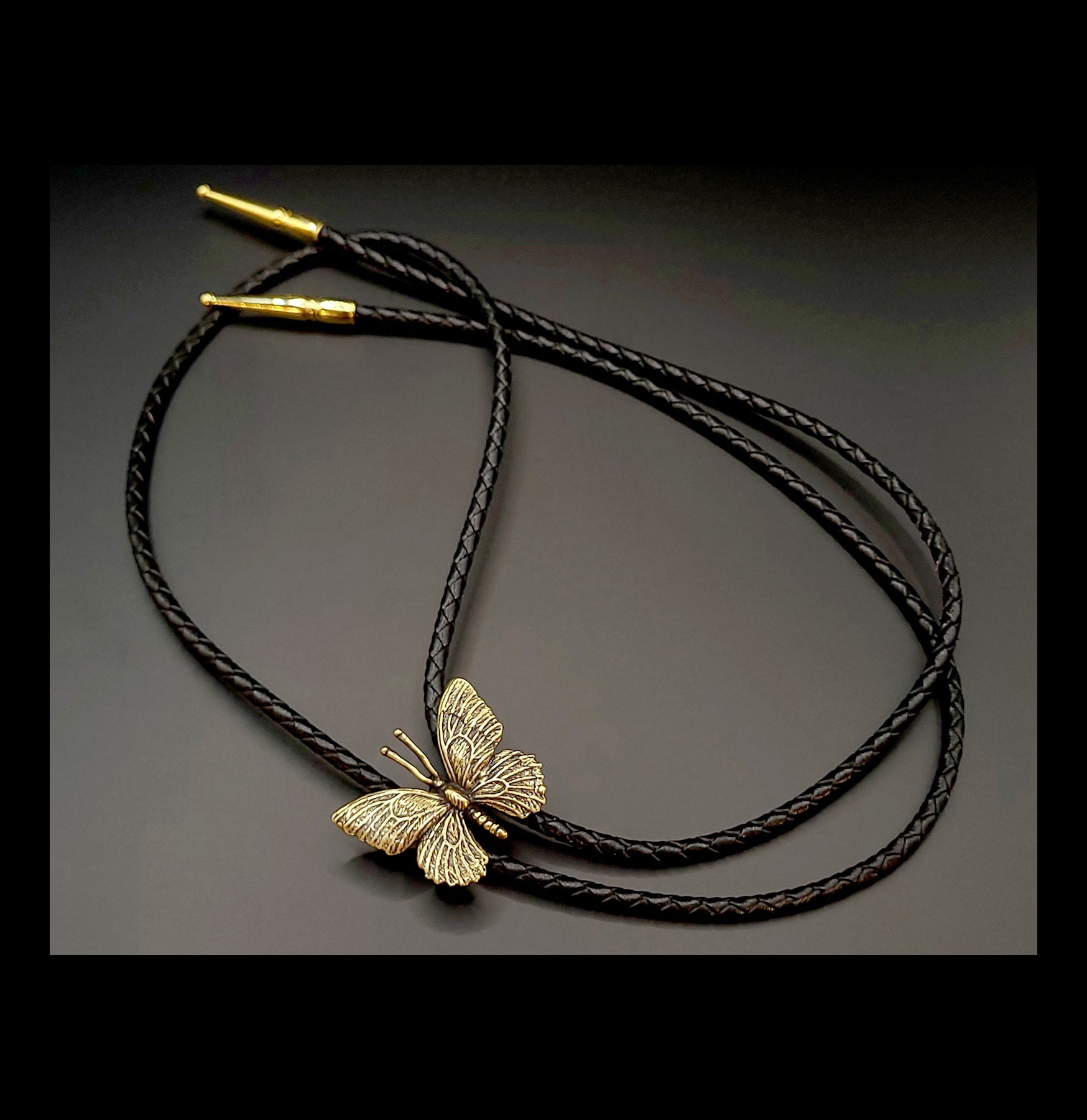 Vintage Brass Butterfly Bolo Tie for Men & Women - Western Style Adjustable Necklace - Perfect for Cowboy Outfits, Rodeo Events & Western Fashion