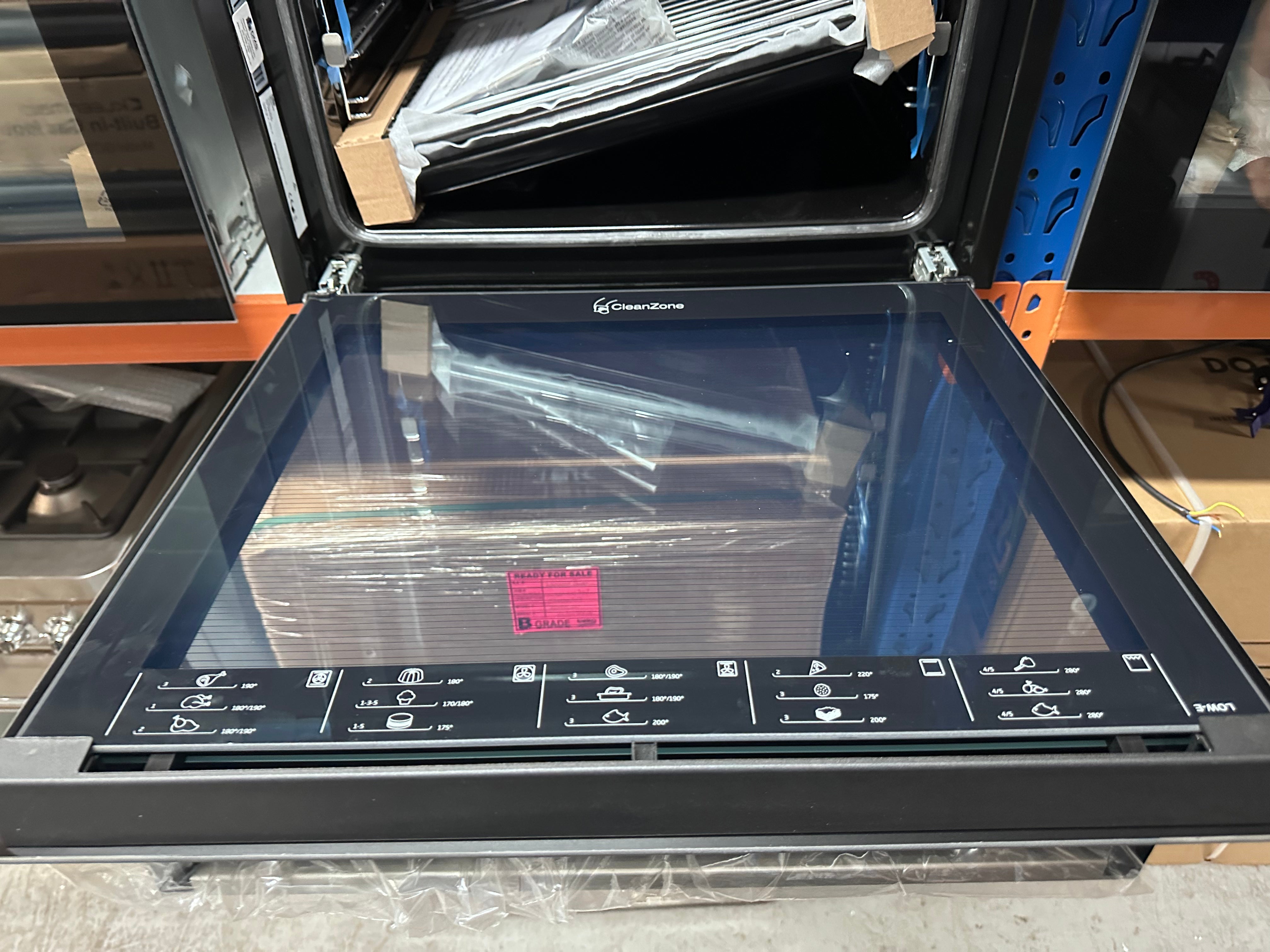 Beko BBO60B2PB 60cm Built-In Pyrolytic Oven with Side Venting - European Made (Carton Damage) - Perfect for Modern Kitchens, Baking, Roasting & Self-Cleaning