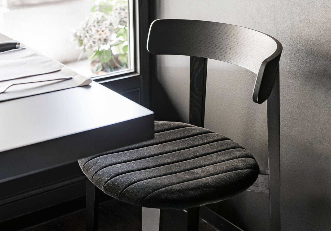 Mid-Century Modern Maya S L TS Side Chair - Solid Wood Dining Chair for Kitchen, Office & Living Room - Stylish & Comfortable Seating Solution