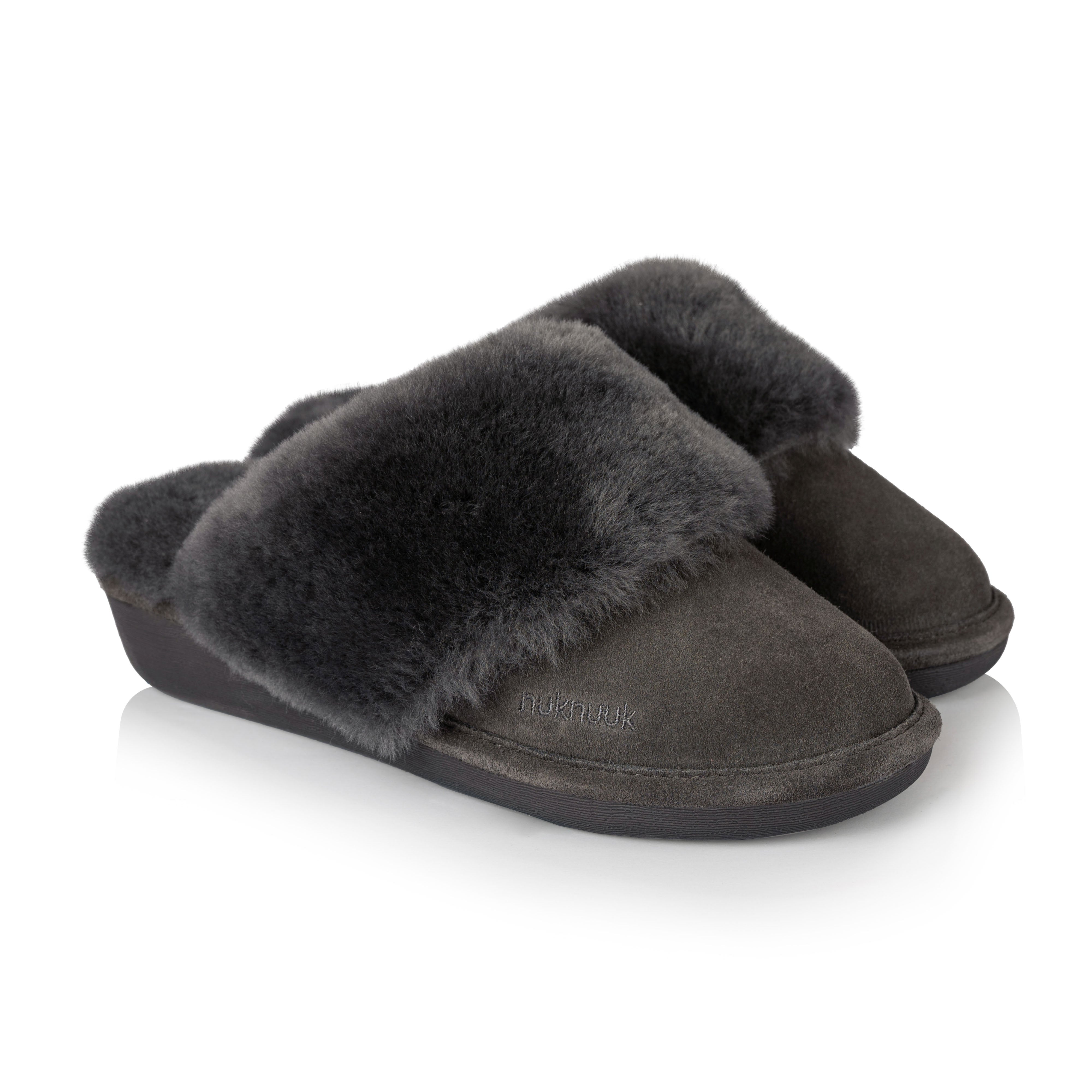 Scarlet Women's Cozy Memory Foam Slippers - Soft Grey House Shoes for Indoor Comfort, Perfect for Relaxing at Home, Lounging & Winter Warmth