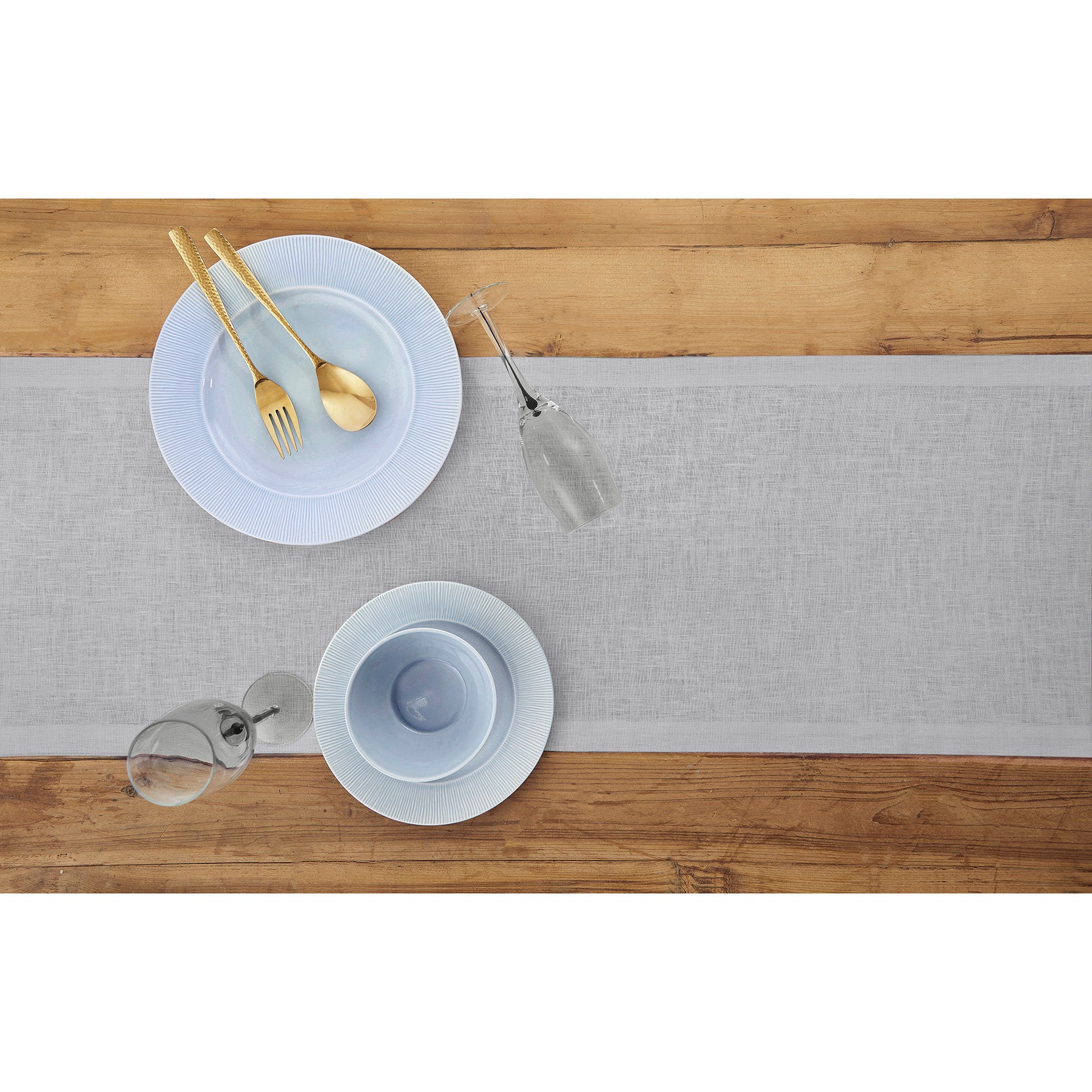 Elegant Fete Table Runner for Weddings, Parties & Events - Premium Decorative Dining Table Cover for Home & Restaurant Decor