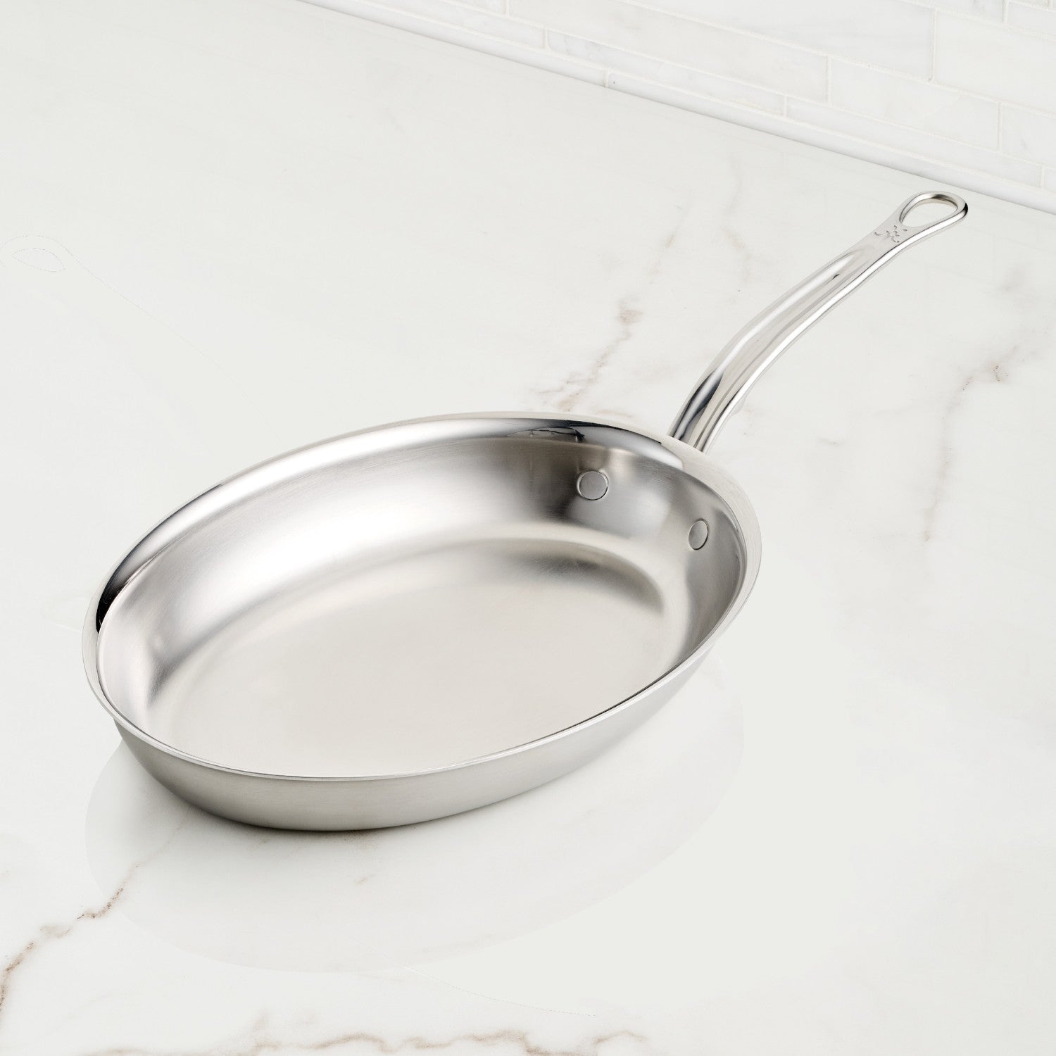 Hestan Provisions Oval Fish Pan - Premium Nonstick Cookware for Perfect Seafood - Ideal for Sautéing, Frying & Serving Fish Dishes at Home