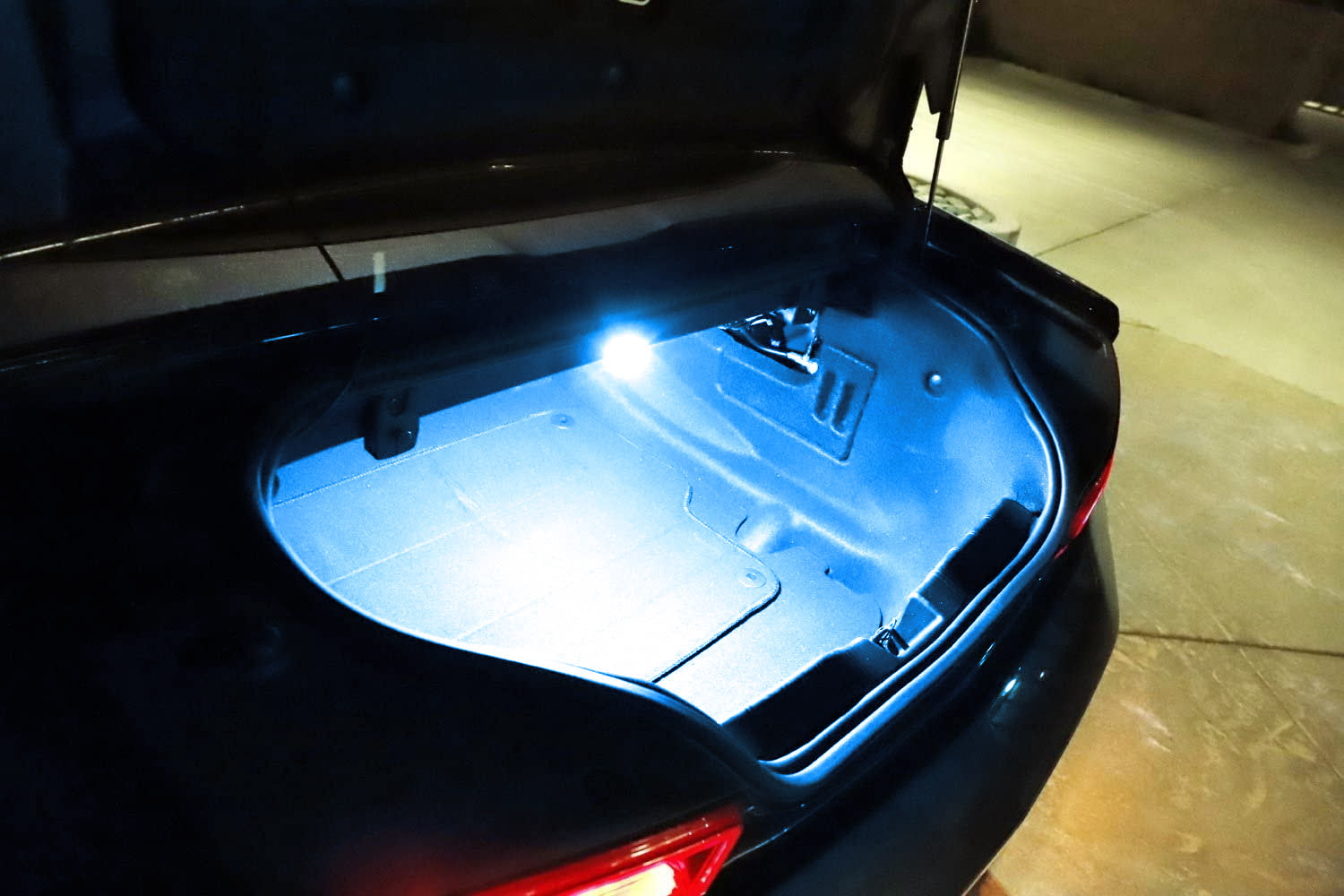 2W Ice Blue Full LED Trunk Cargo Area Light for Ford Mustang Fusion Escape Focus - Upgrade Your Vehicle Lighting for Nighttime Visibility & Style