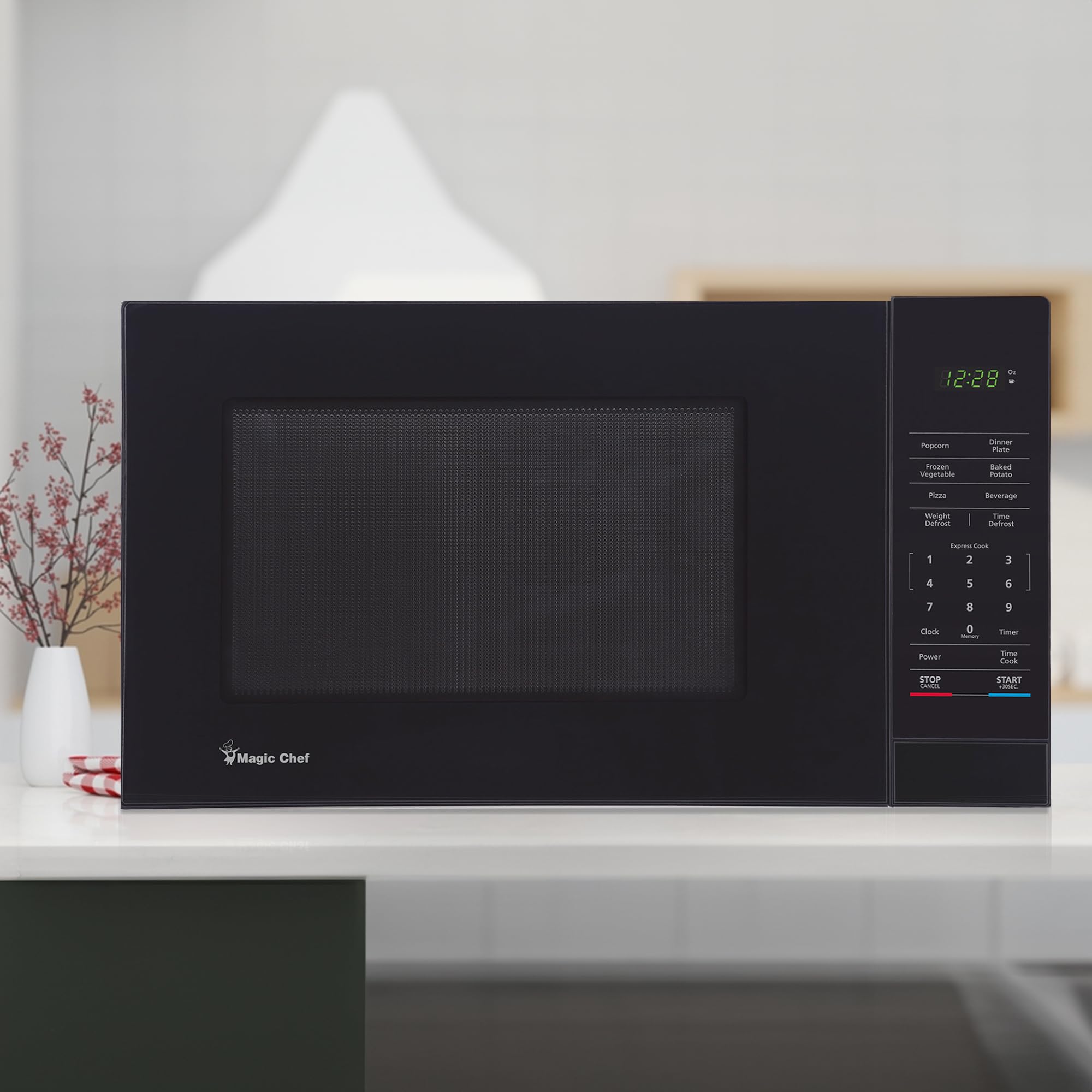 Magic Chef Countertop Microwave Oven - 1000W Compact 1.1 Cu Ft Small Microwave with 10 Power Levels - Perfect for Dorms, Apartments & Small Kitchens - Black
