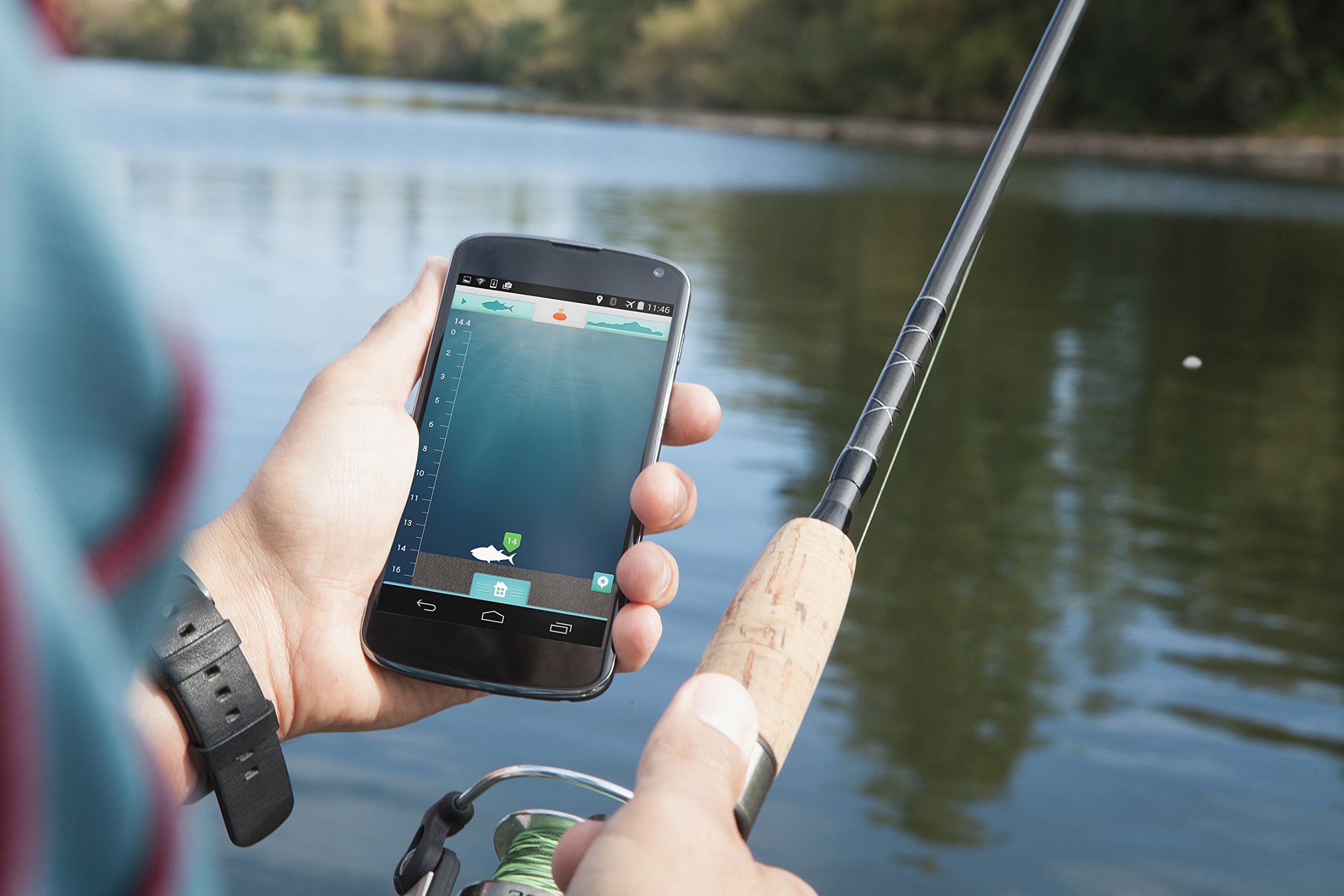 Portable Wireless Bluetooth Fish Finder - iBobber Underwater Sonar with 135ft Depth Range, 10+ Hours Battery Life, Compatible with iOS & Android (App & Smartwatch) - Ideal for Kayak Fishing, Ice Fishing & Boat Angling