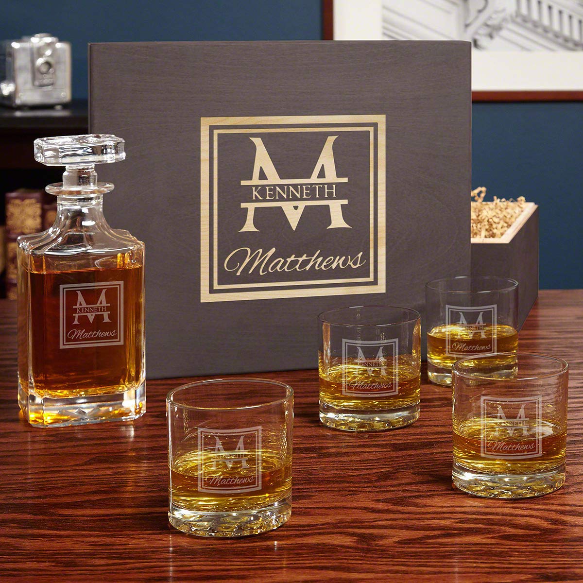Personalized Oakhill Wooden Decanter Set with 4 Glasses - Engraved Whiskey Gift Set for Men, Anniversary & Housewarming Presents - Perfect for Home Bars, Dinner Parties & Special Occasions